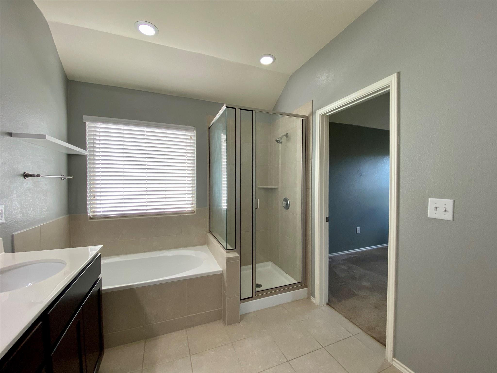 466 Eagle Brook Ln Property Photo 16