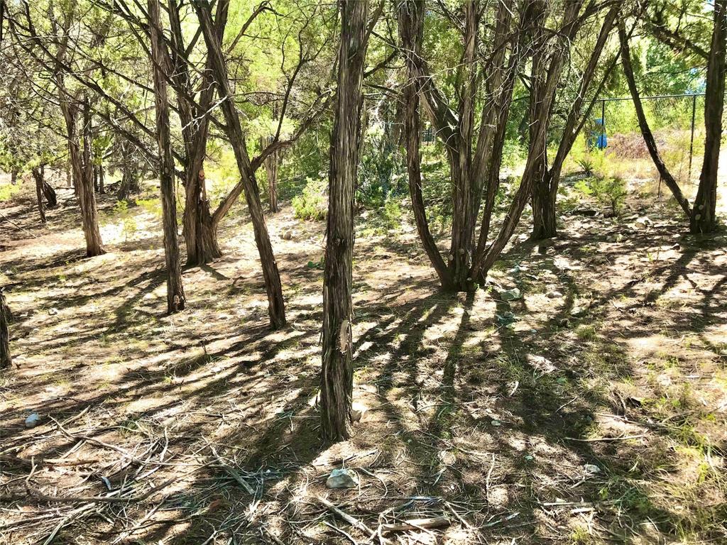 21115 Northland Dr Property Photo 7