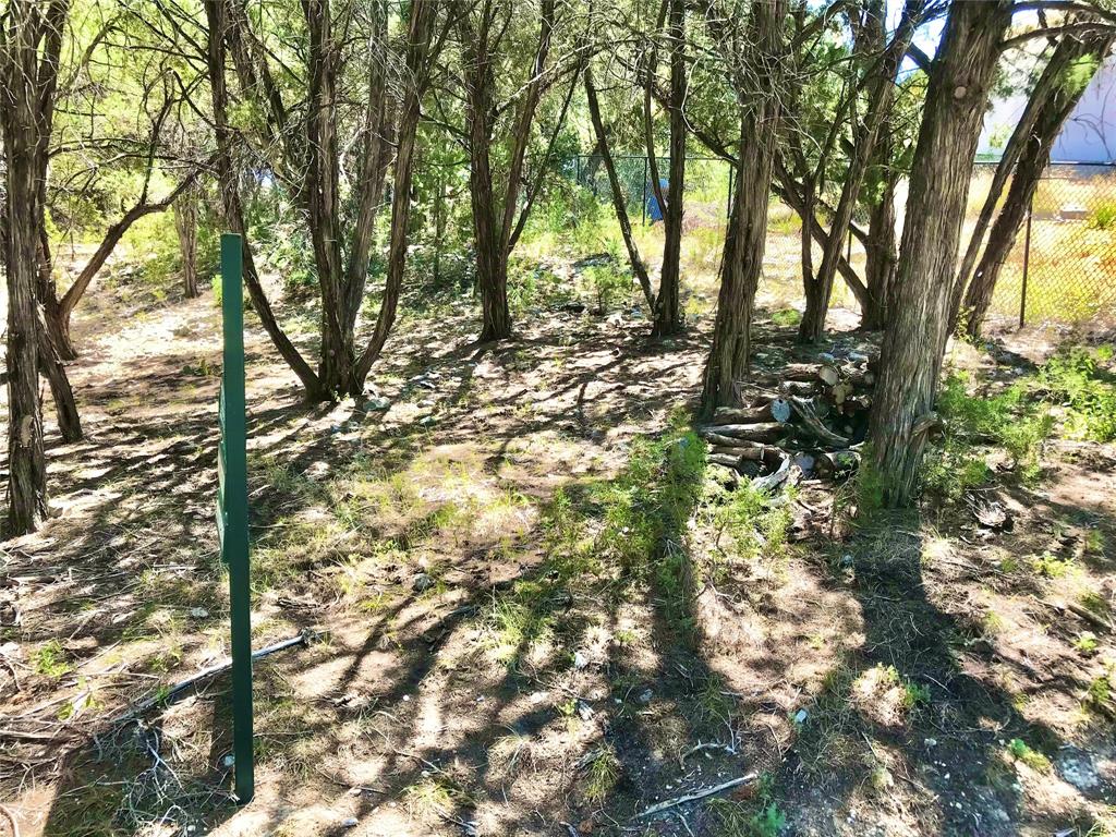 21115 Northland Dr Property Photo 10