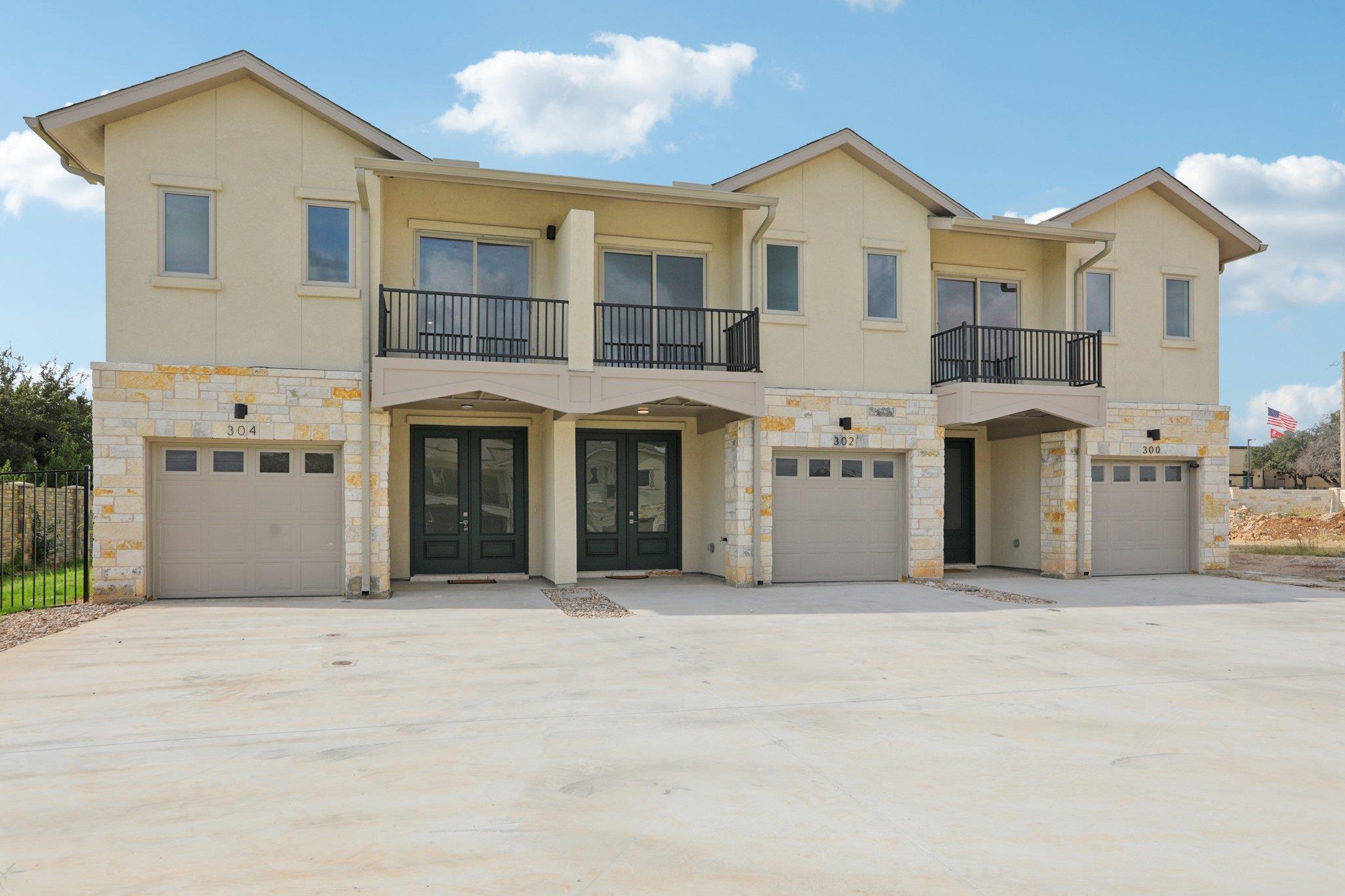 302 Tesla Circle Cir Property Photo 5