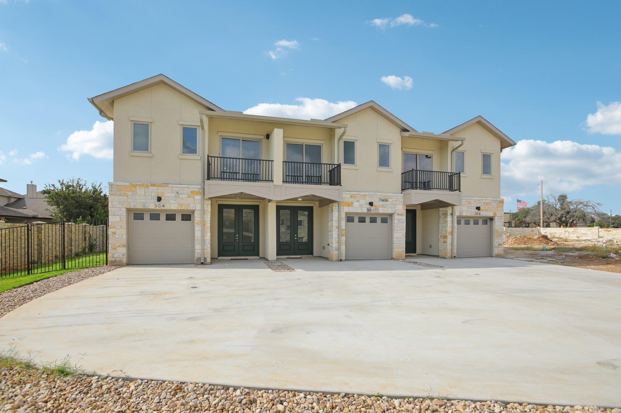 302 Tesla Circle Cir Property Photo 6