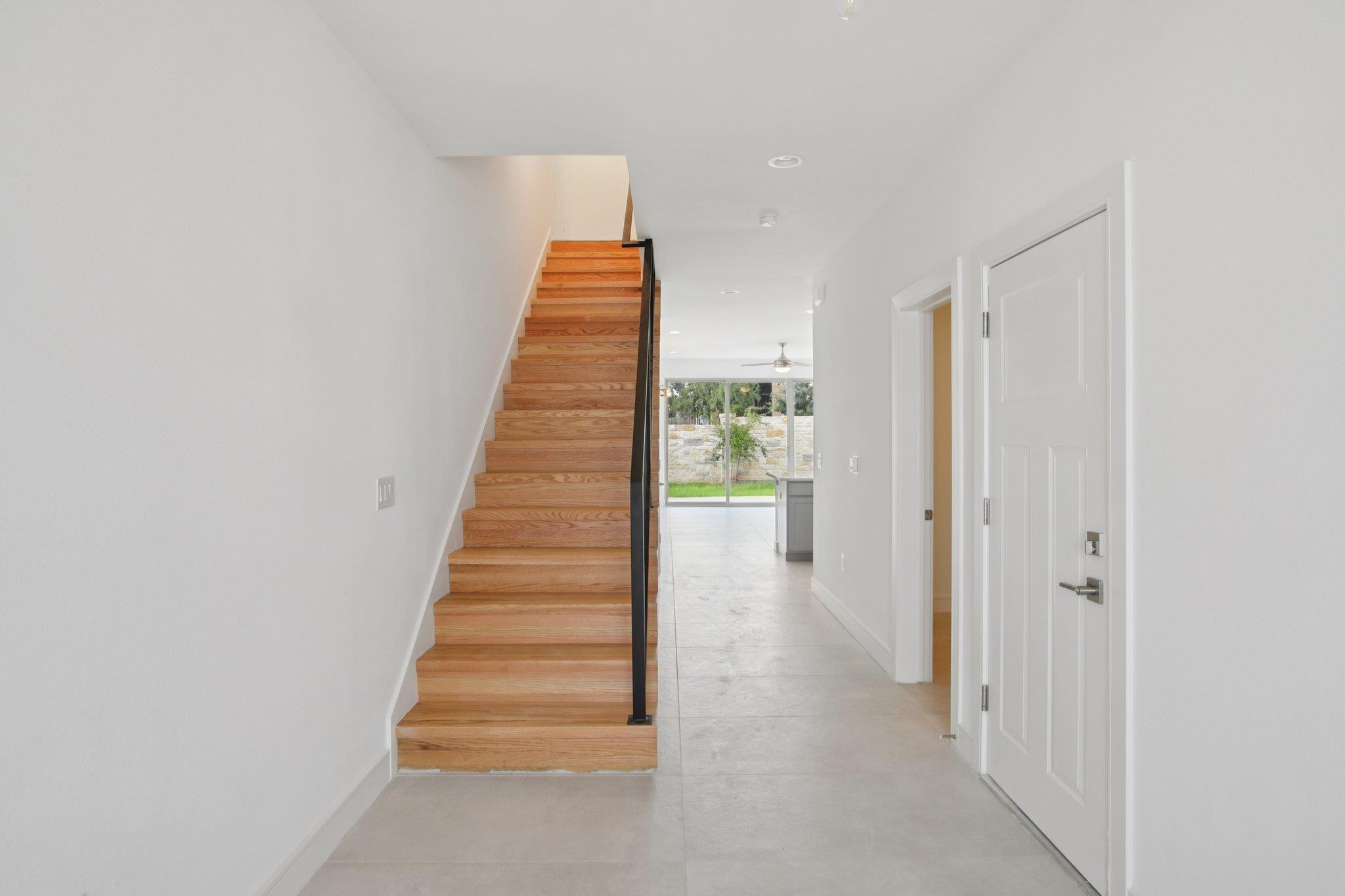 302 Tesla Circle Cir Property Photo 7