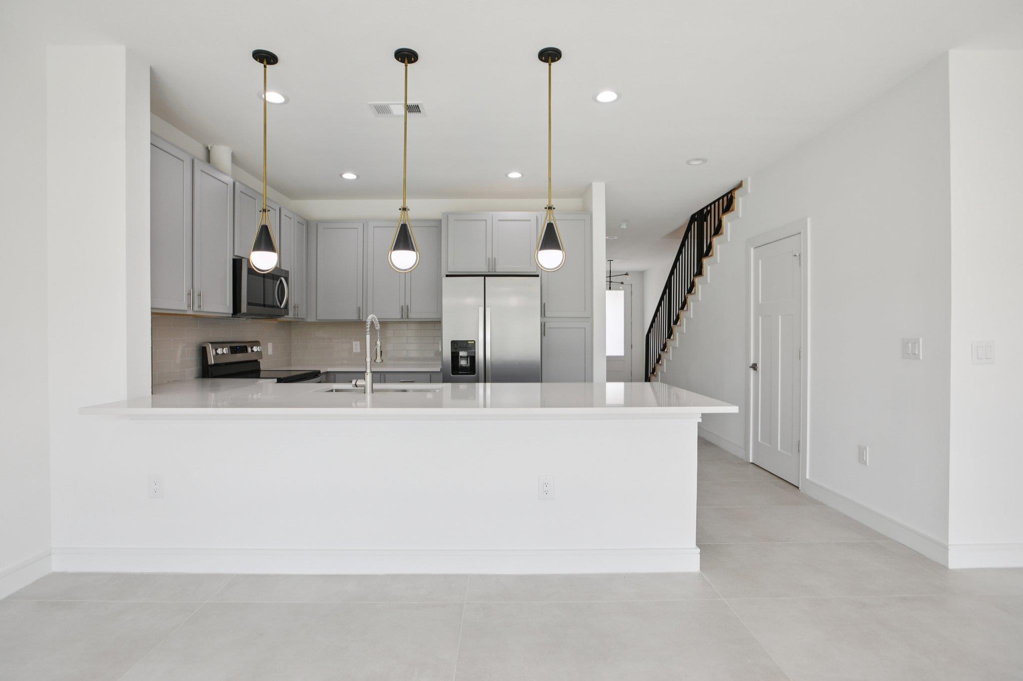 302 Tesla Circle Cir Property Photo 11