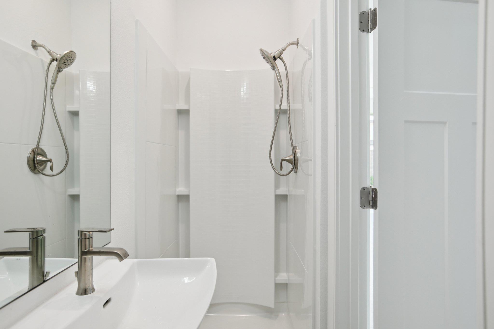 302 Tesla Circle Cir Property Photo 17