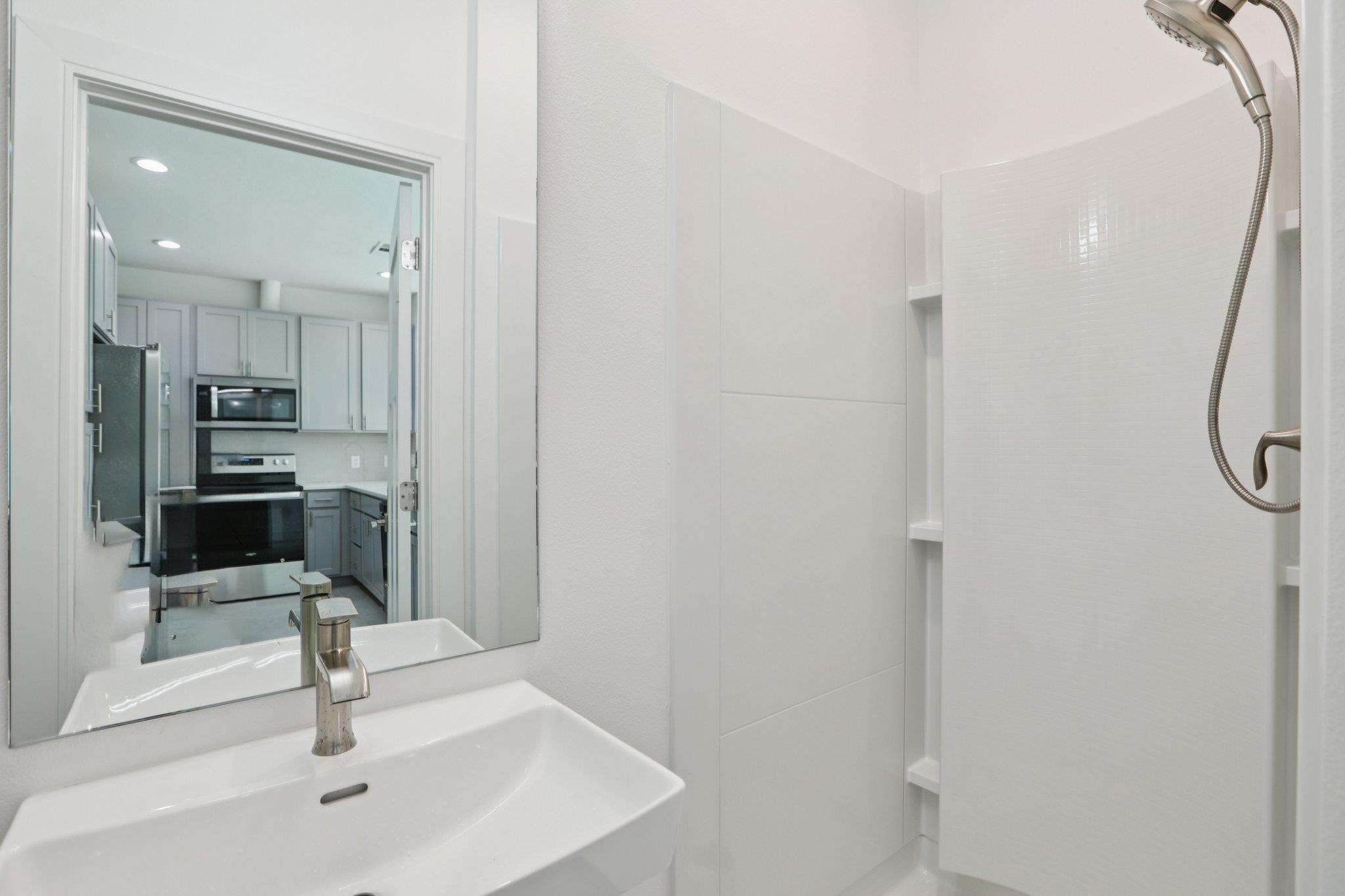 302 Tesla Circle Cir Property Photo 18