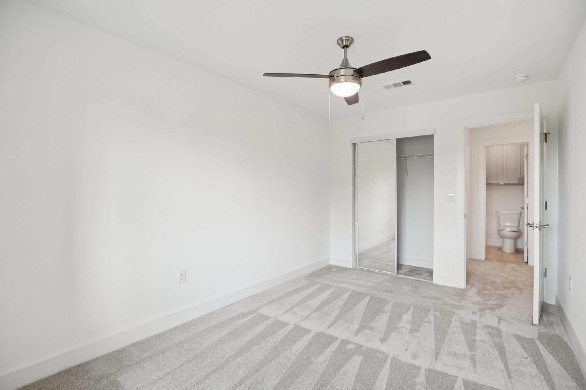 302 Tesla Circle Cir Property Photo 28