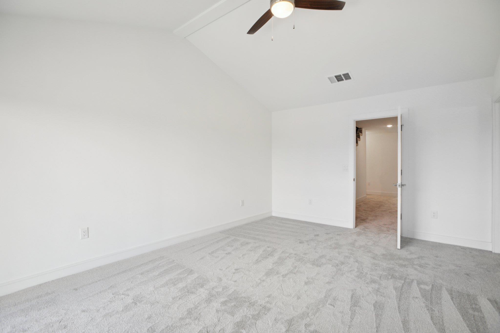 302 Tesla Circle Cir Property Photo 31
