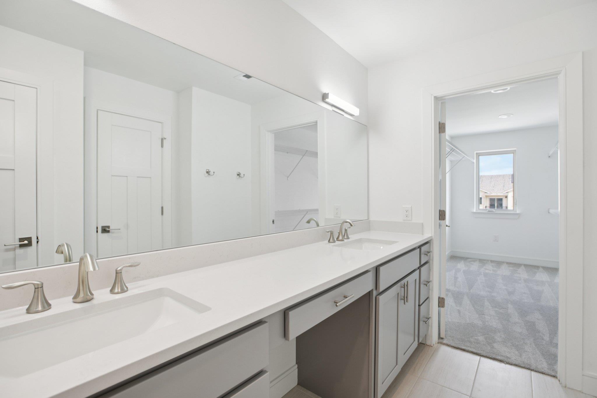 302 Tesla Circle Cir Property Photo 32