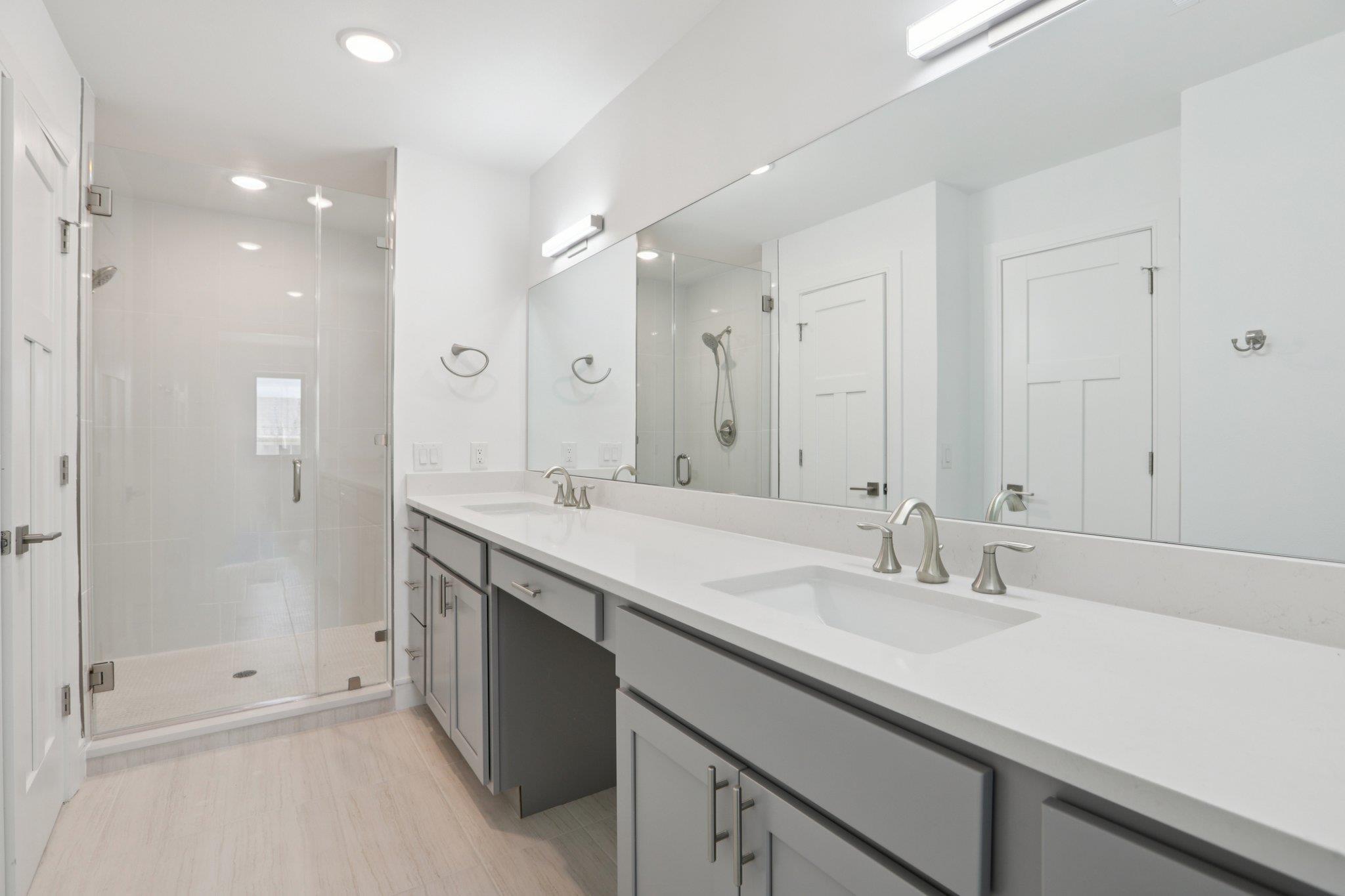 302 Tesla Circle Cir Property Photo 33