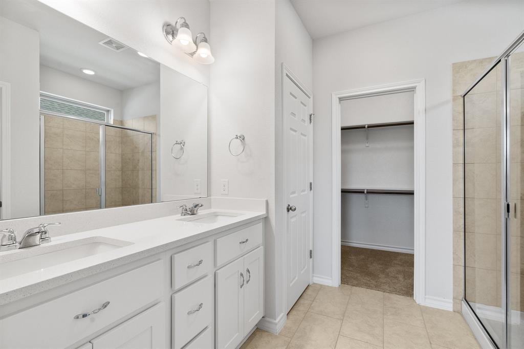 5809 Bellissima Way Property Photo 13