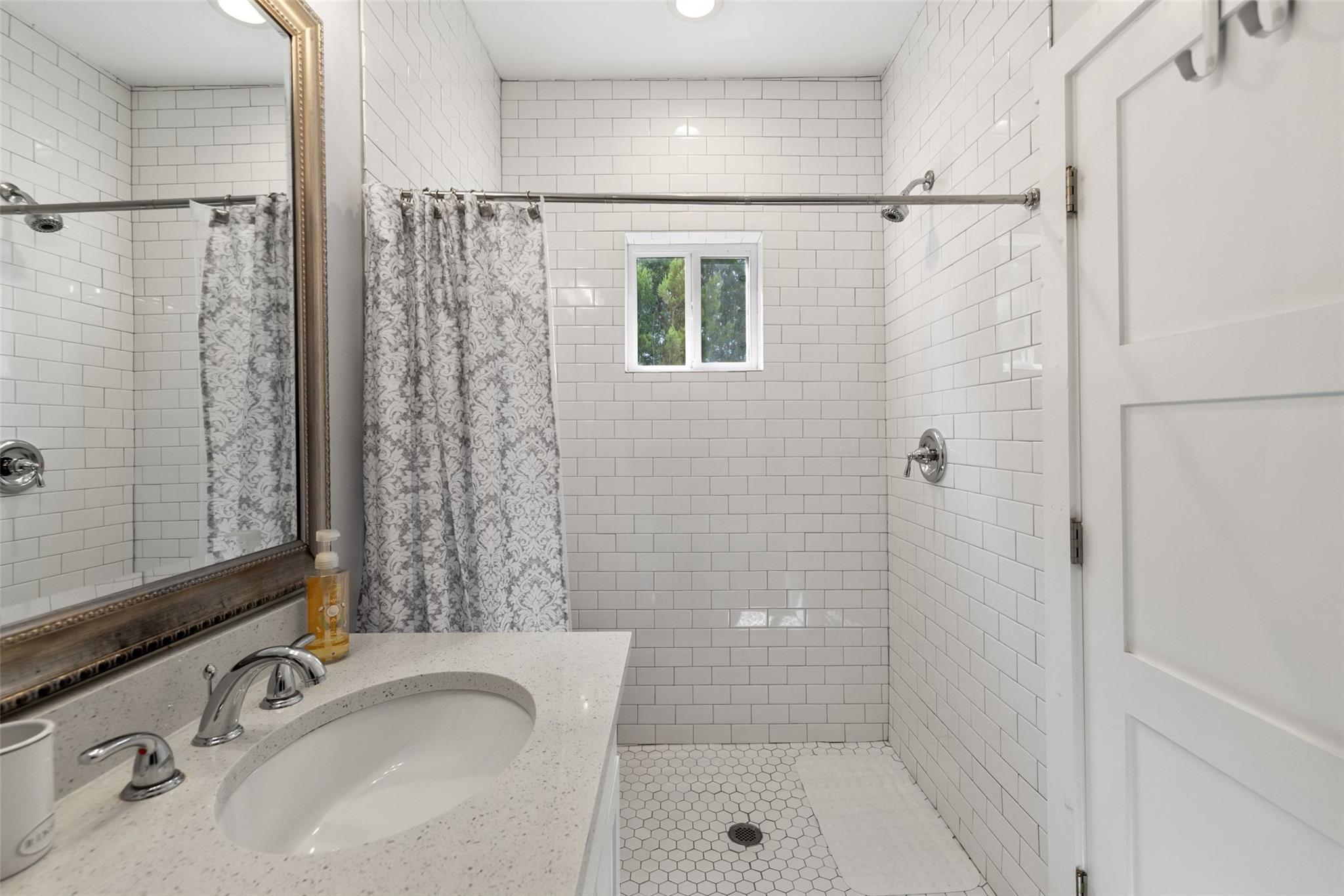 810 Kothmann Rd Property Photo 37
