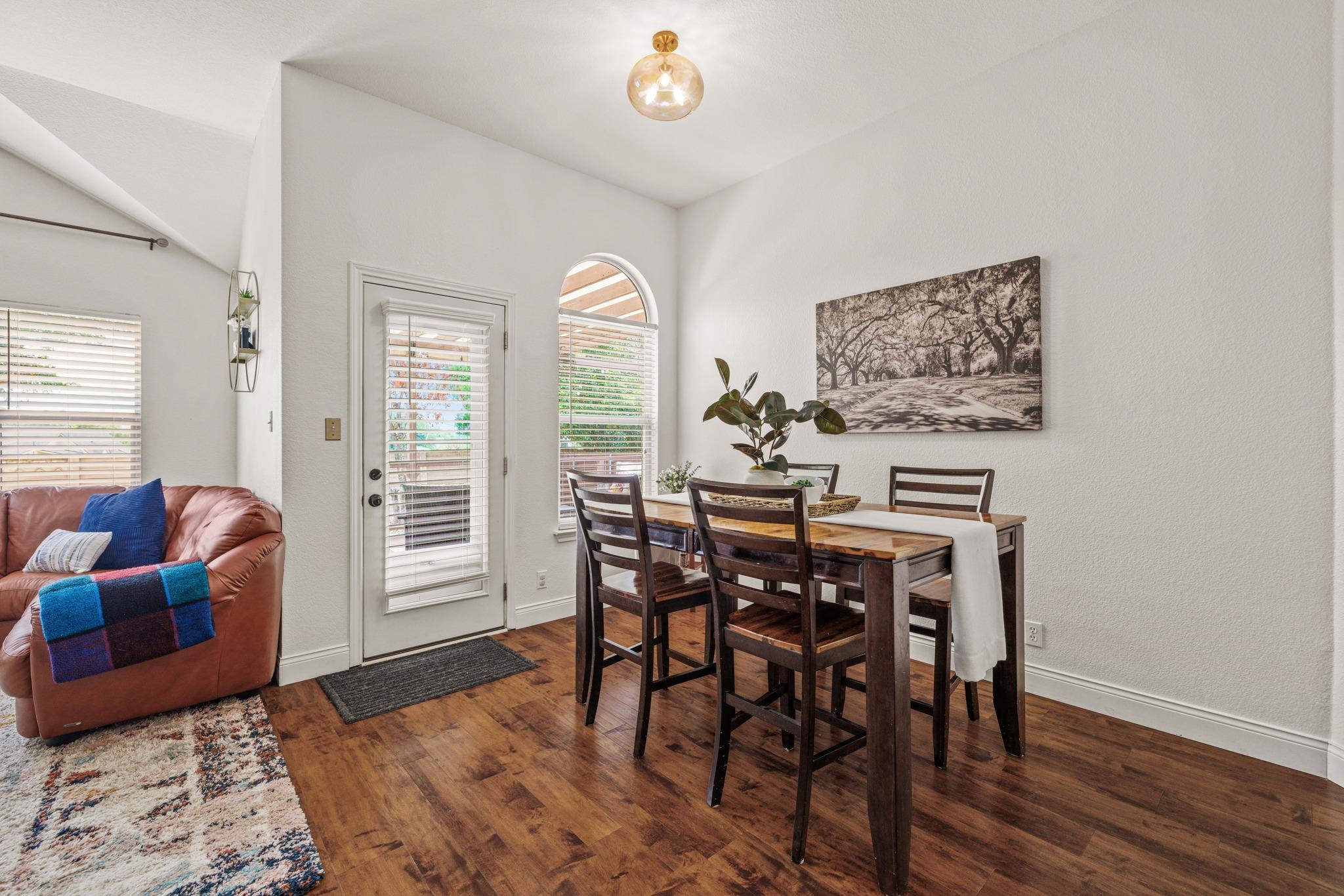 3011 Bent Tree Loop Property Photo 6
