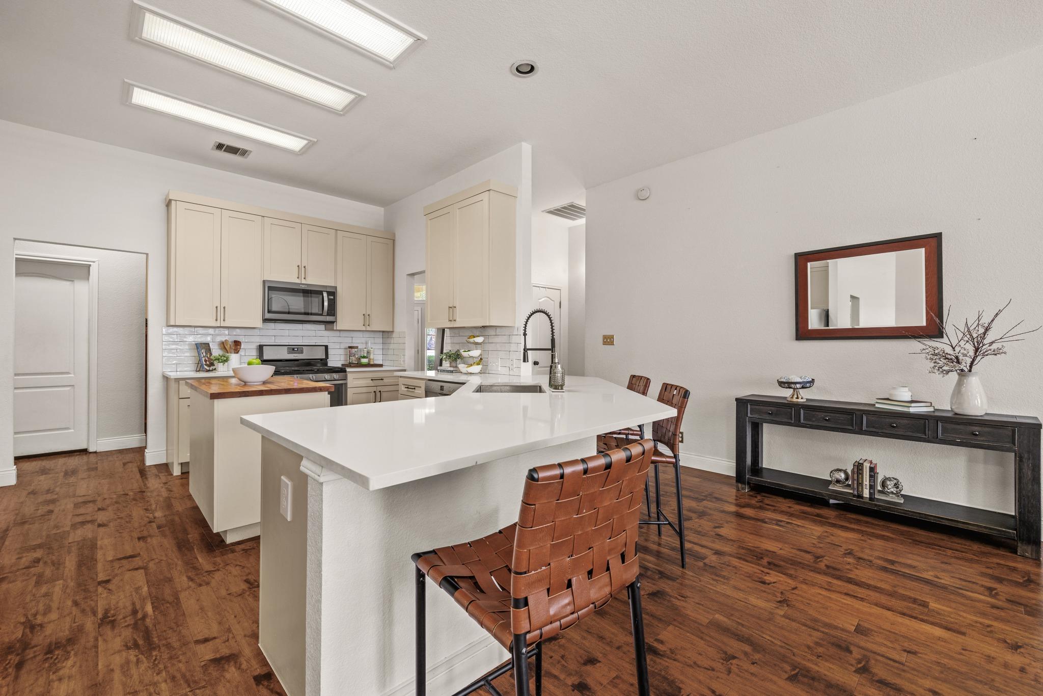 3011 Bent Tree Loop Property Photo 8