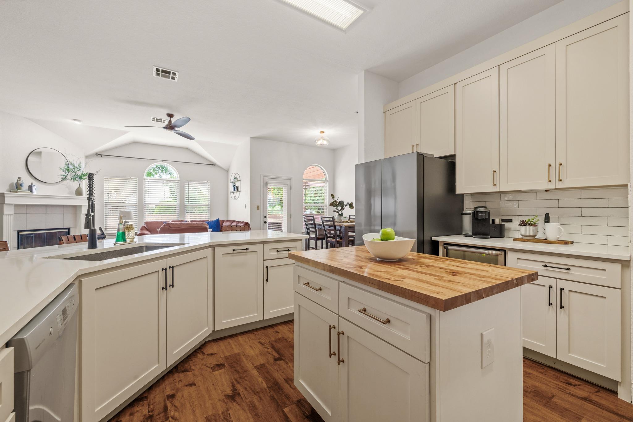 3011 Bent Tree Loop Property Photo 11