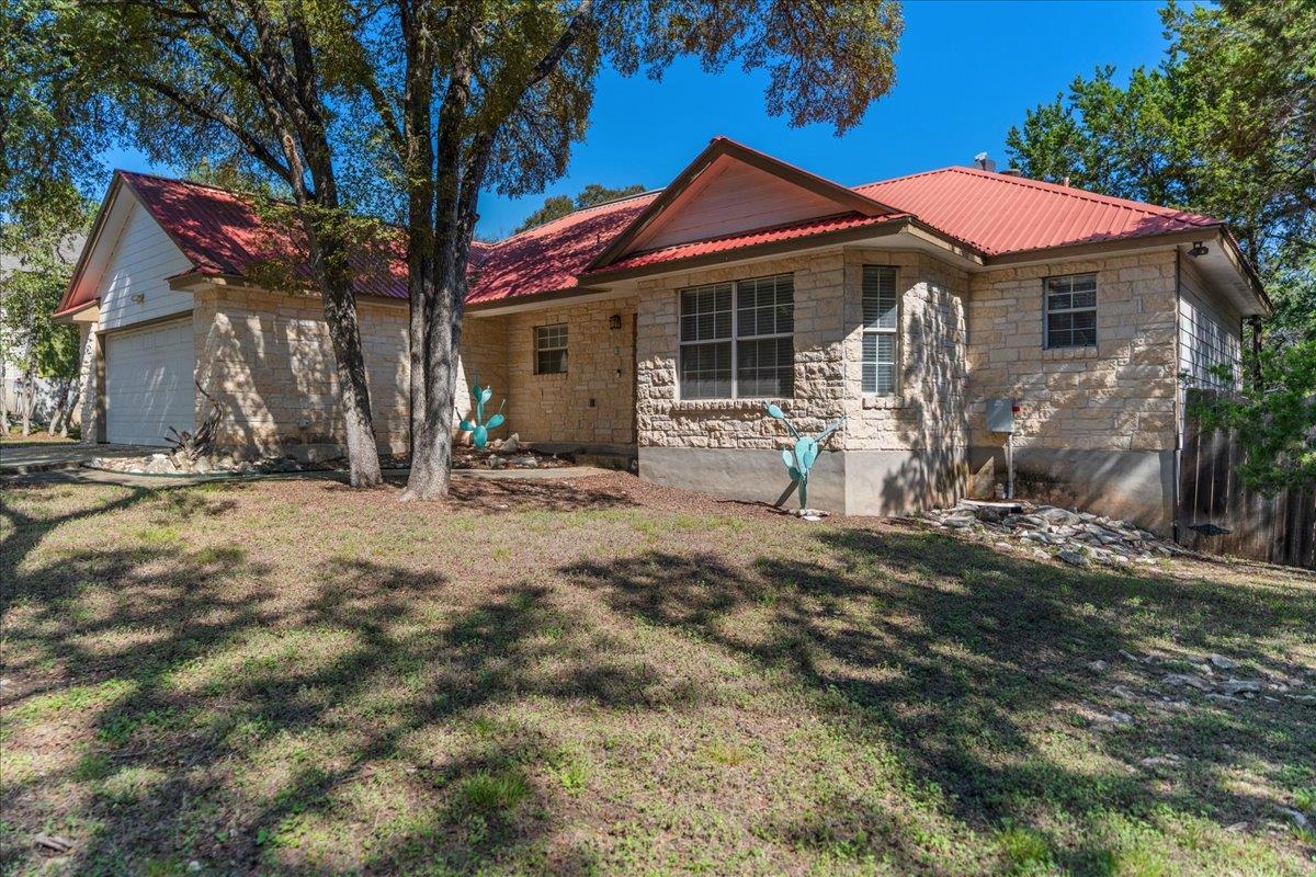 3 Woodlark Way Property Photo 1