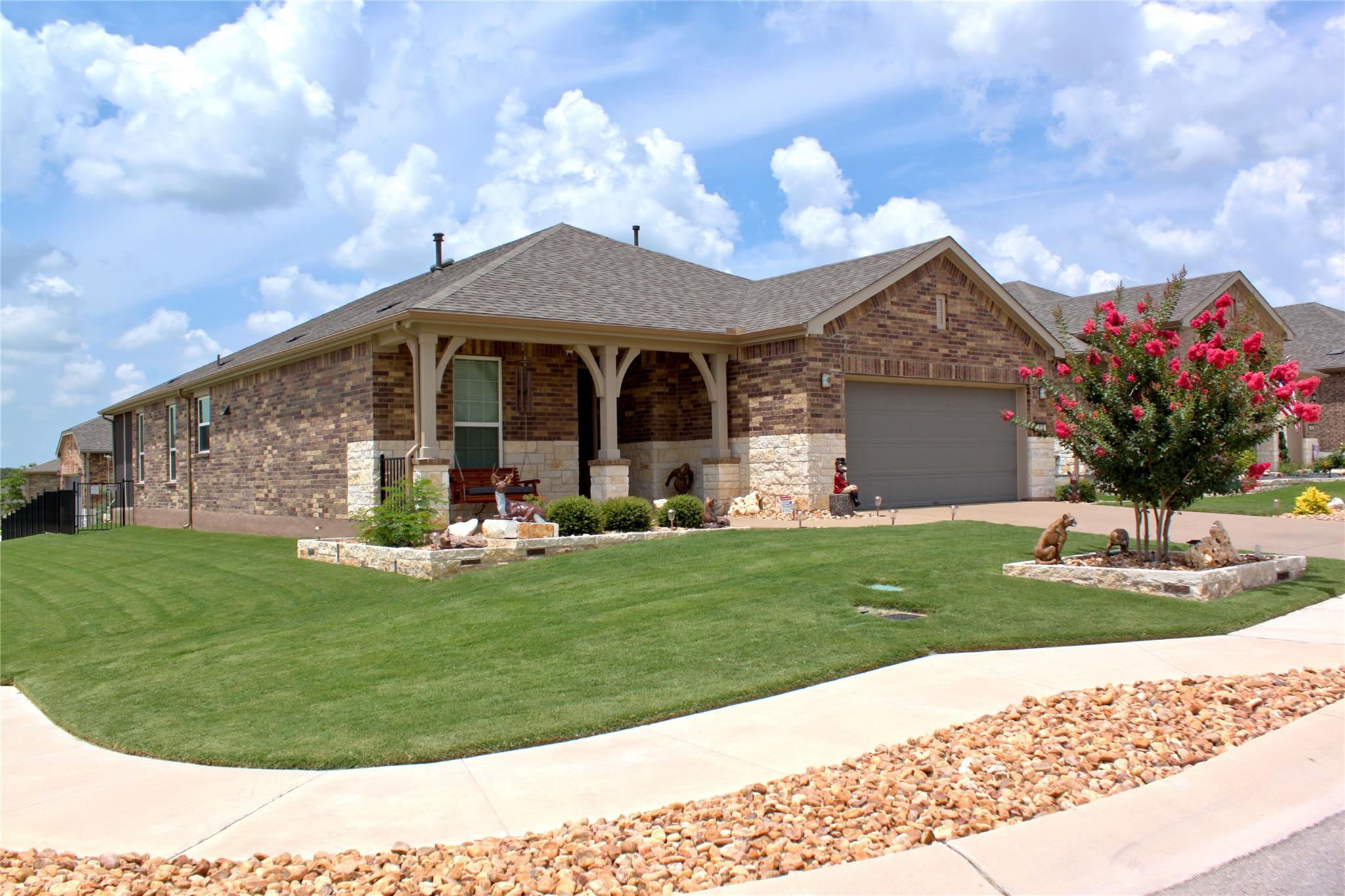 510 Wooden Rail Ln Property Photo 3