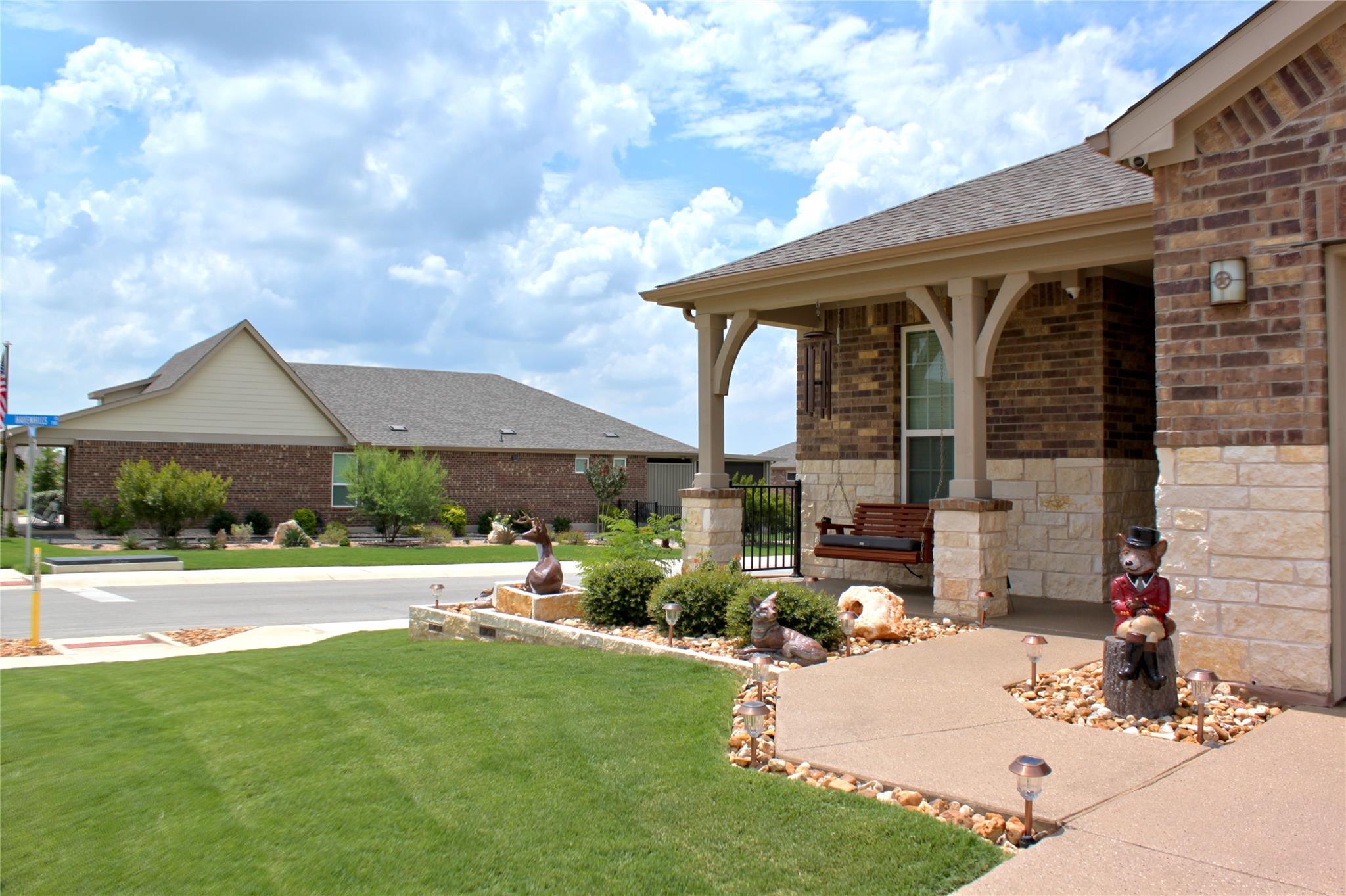 510 Wooden Rail Ln Property Photo 4