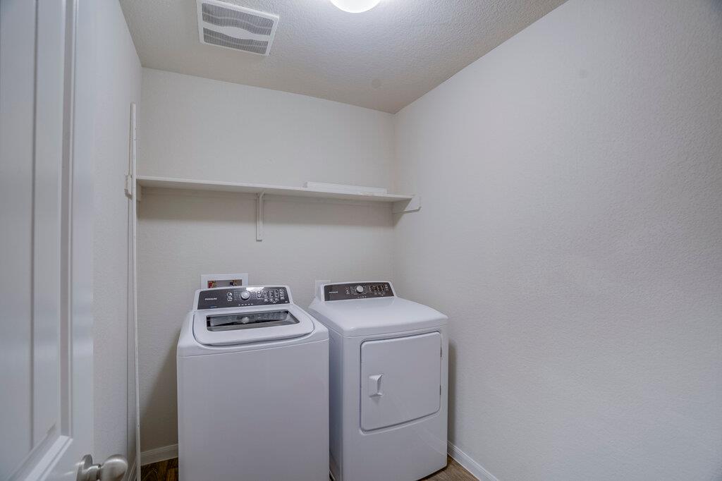13804 Cantarra Dr Property Photo 19
