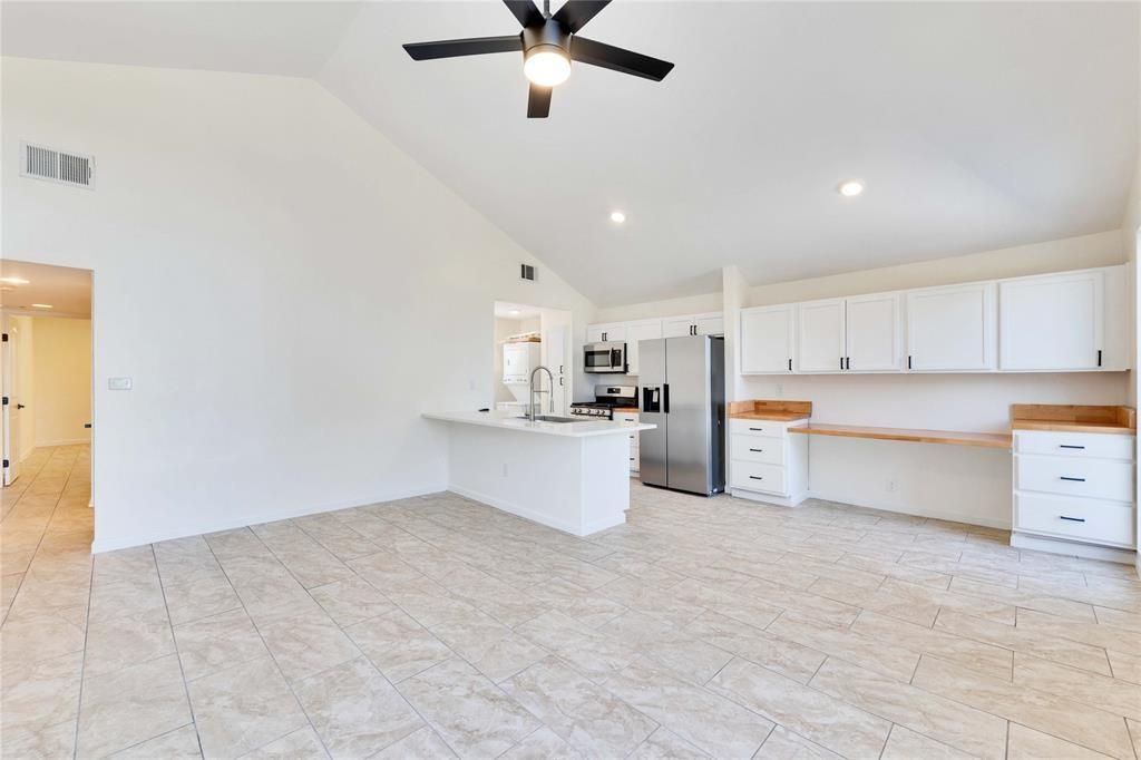 1903 Woodland Ave #b Property Photo 4