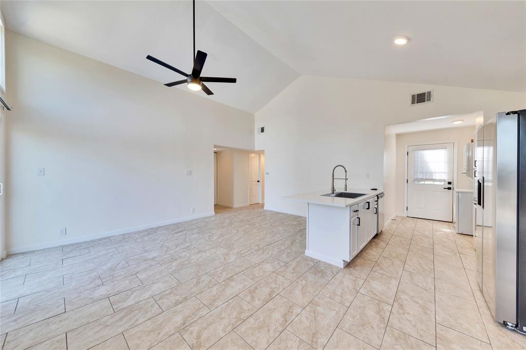 1903 Woodland Ave #b Property Photo 5