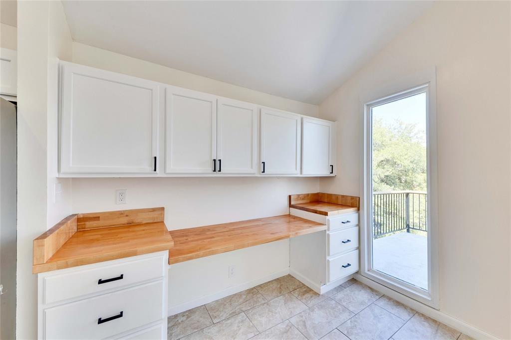 1903 Woodland Ave #b Property Photo 6
