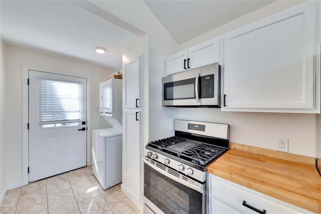1903 Woodland Ave #b Property Photo 8