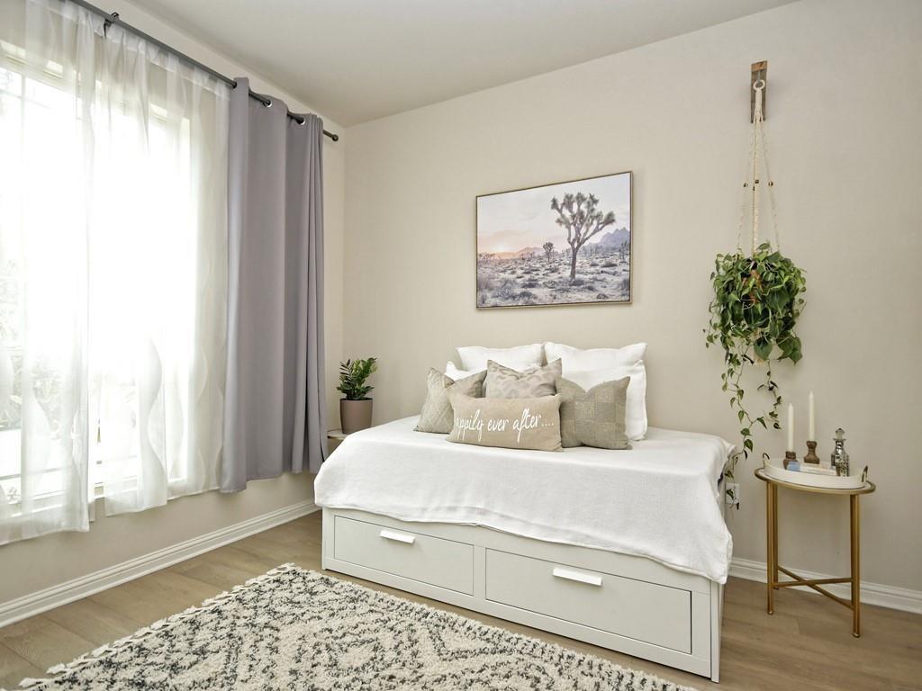 1708 Arcilla St Property Photo 4