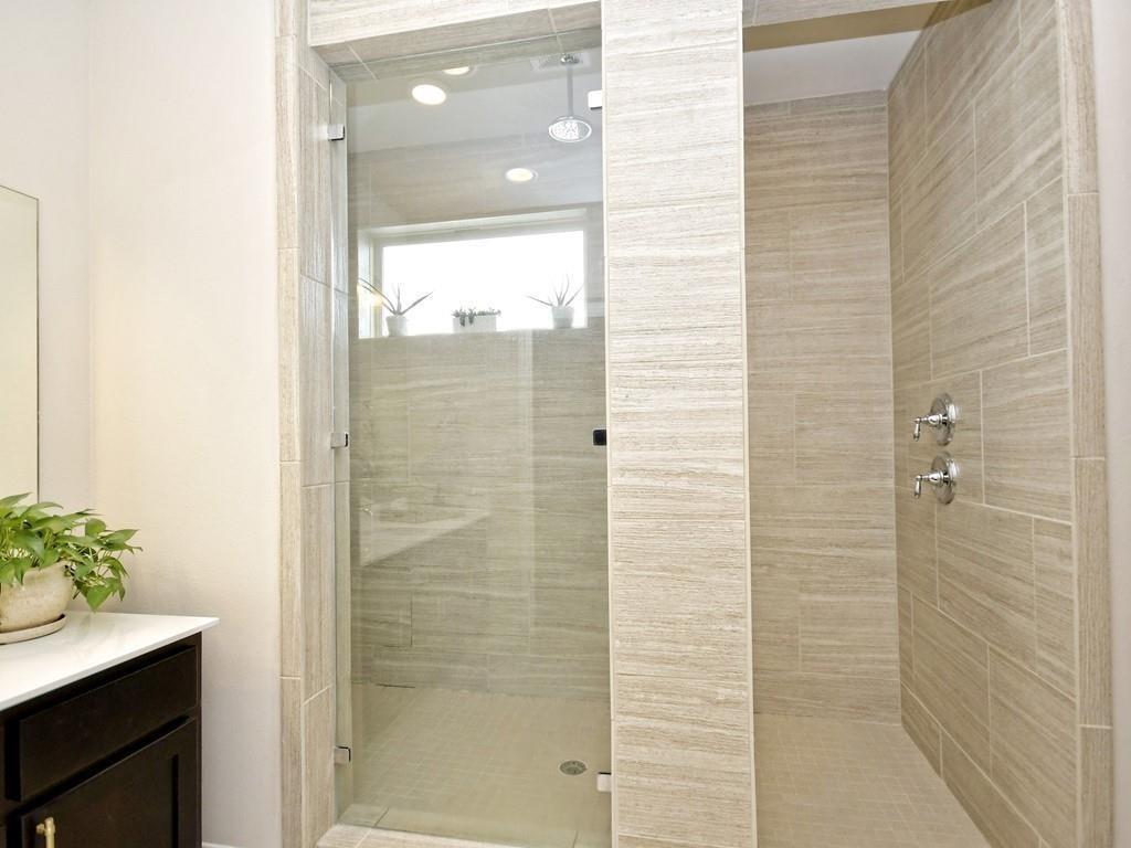 1708 Arcilla St Property Photo 16