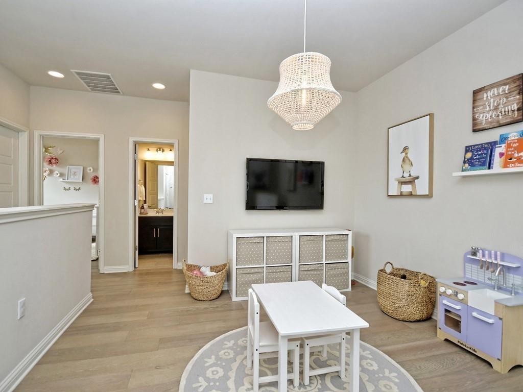 1708 Arcilla St Property Photo 18