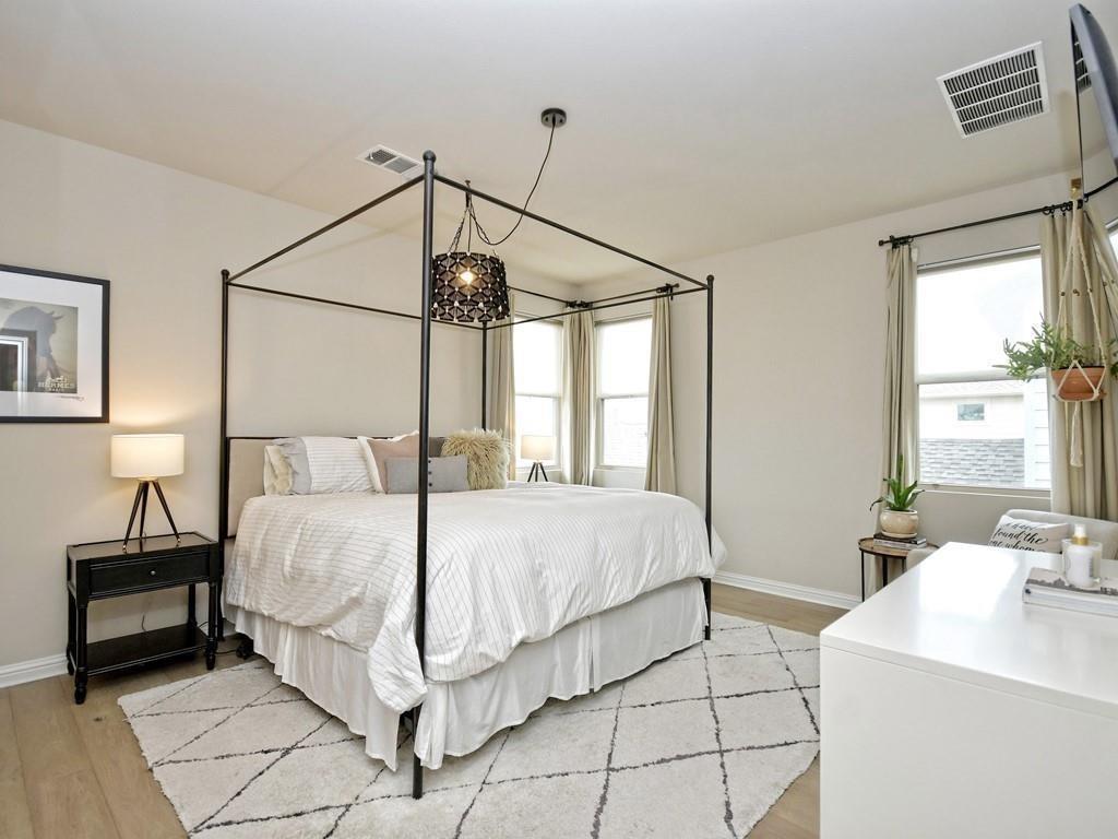 1708 Arcilla St Property Photo 19