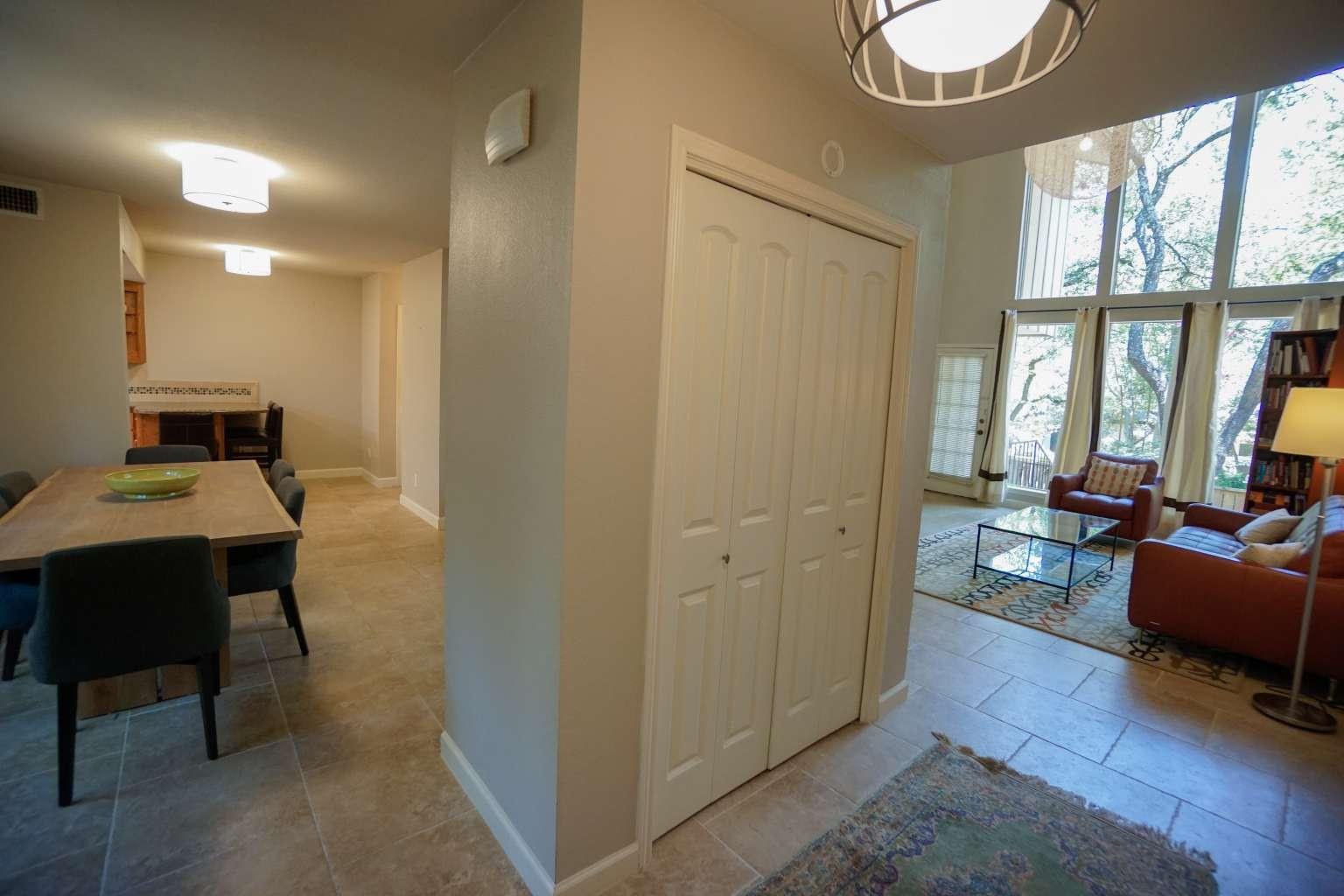 3610 Branigan Ln Property Photo 4