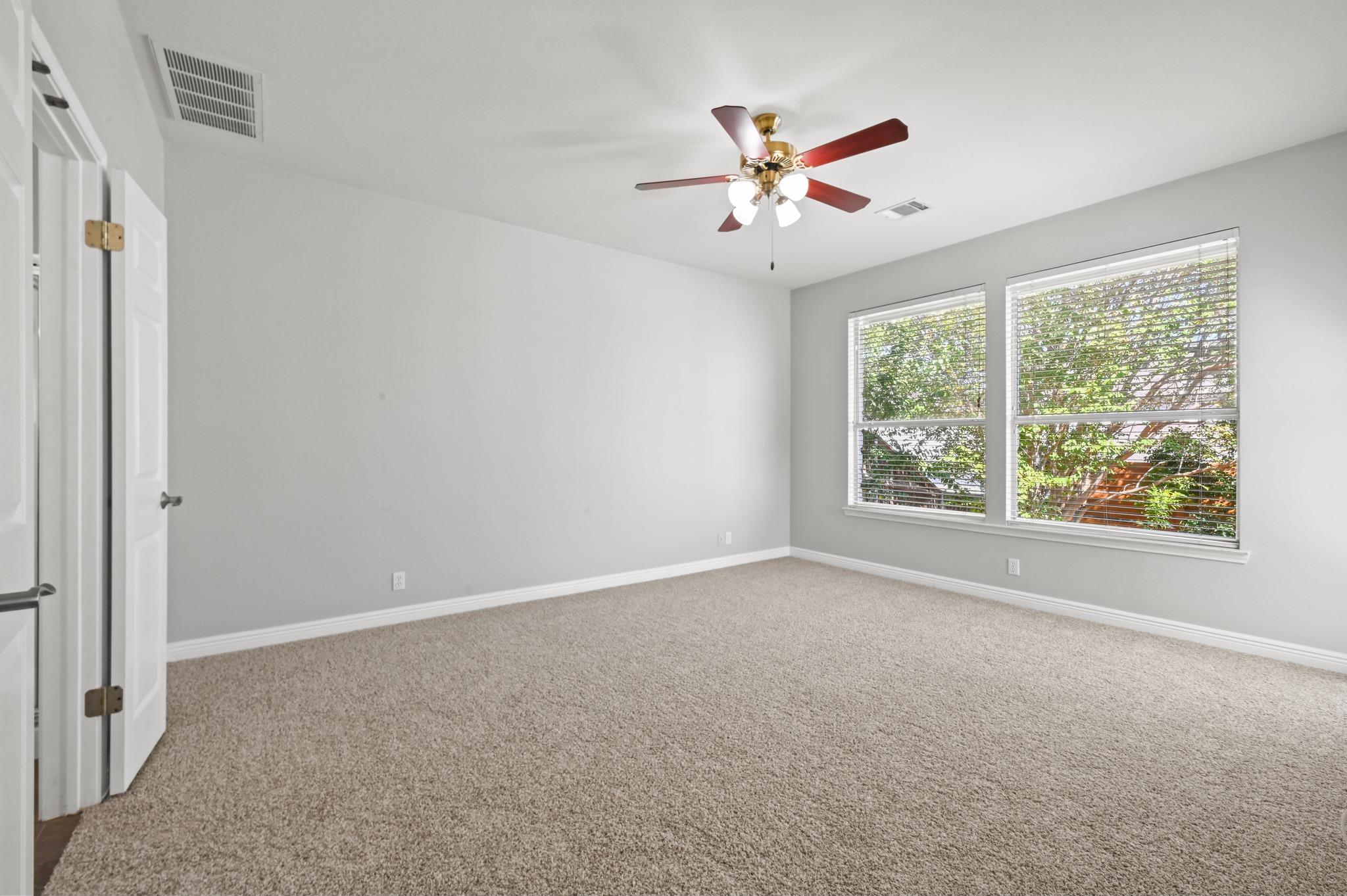 11524 Emerald Falls Dr Property Photo 18