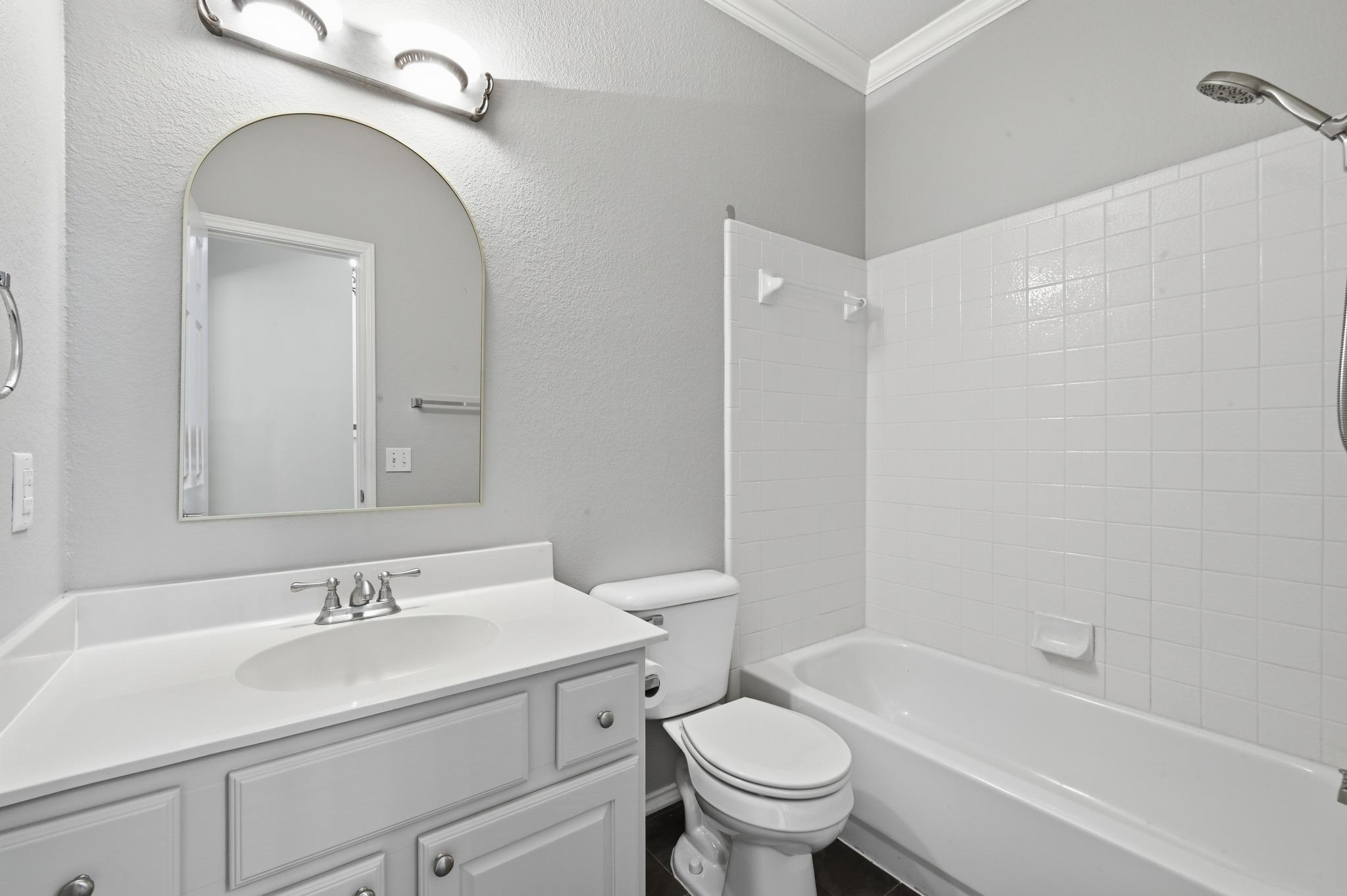 11524 Emerald Falls Dr Property Photo 25
