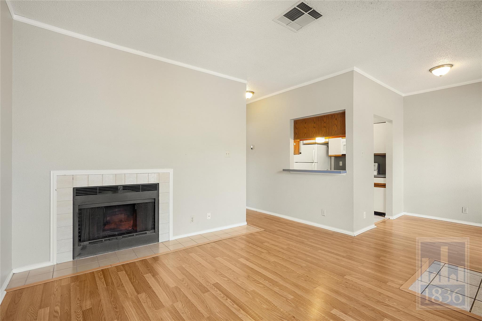2804 Rio Grande St #303 Property Photo 8