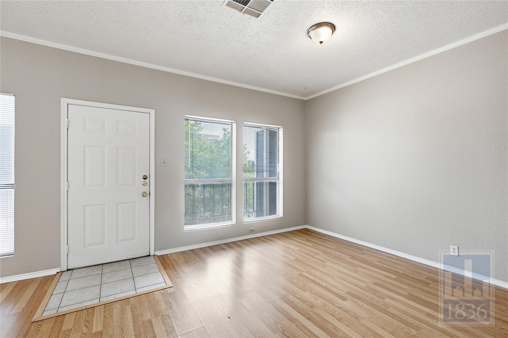 2804 Rio Grande St #303 Property Photo 10