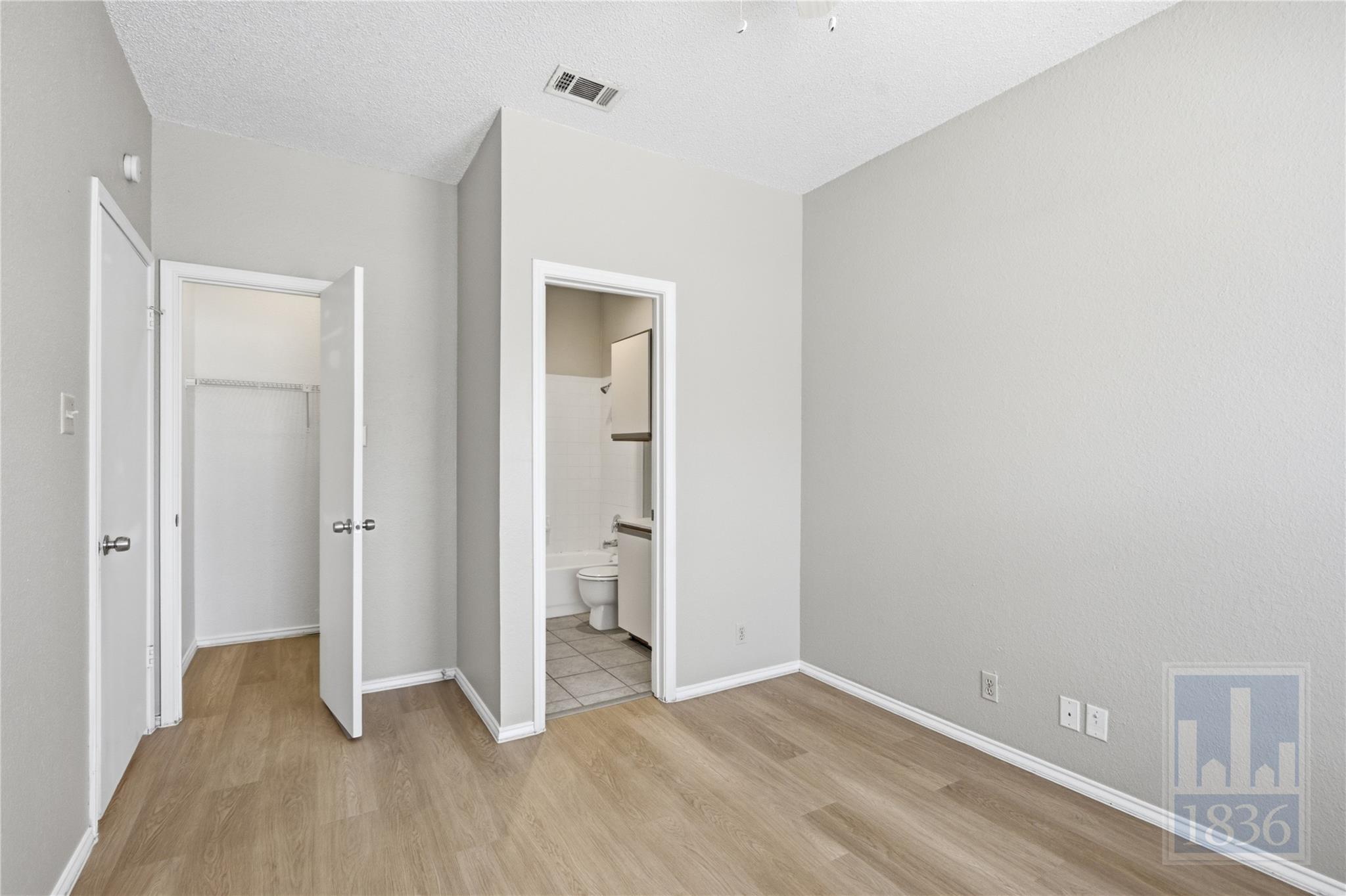 2804 Rio Grande St #303 Property Photo 15