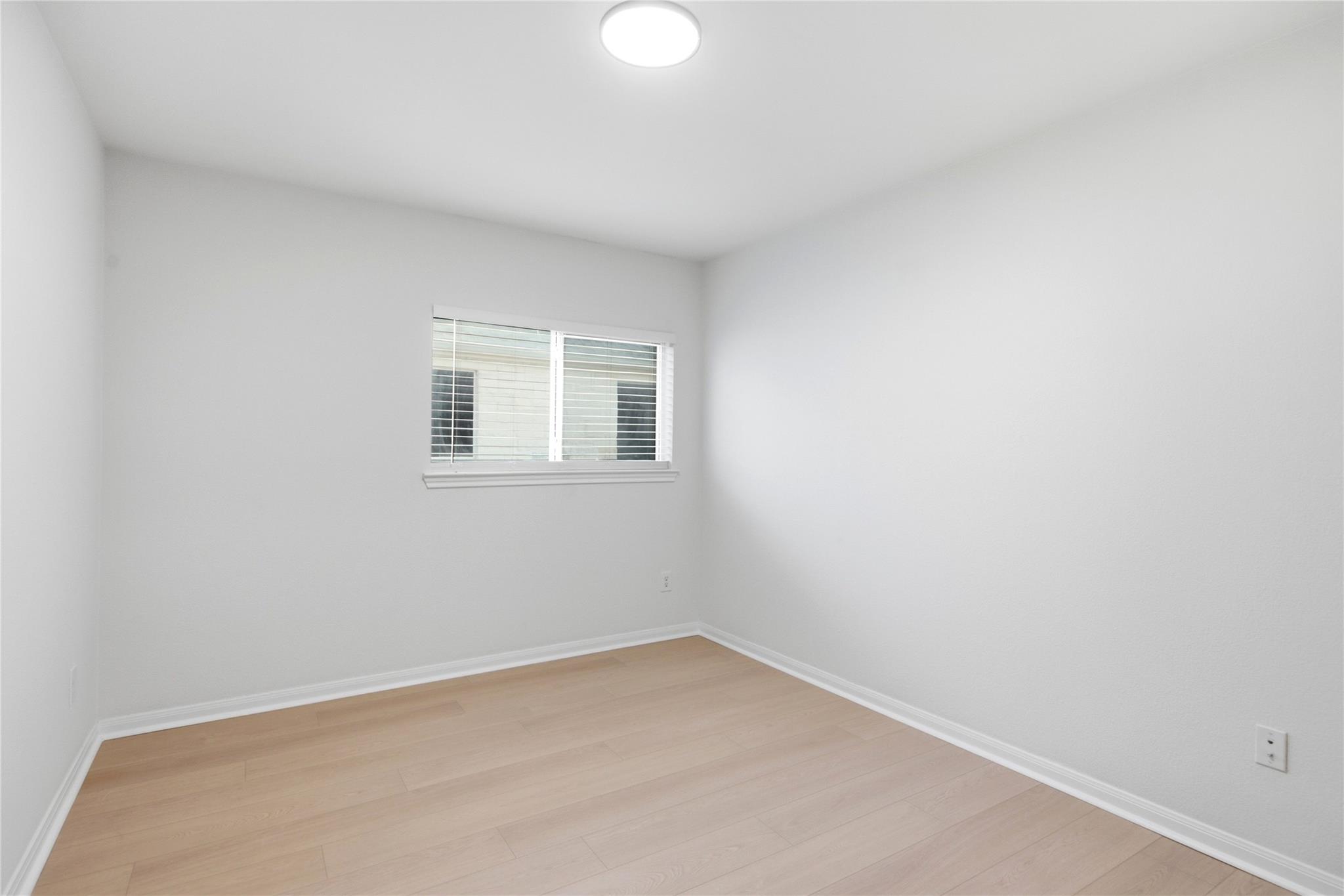 744 Bent Wood Pl Property Photo 10