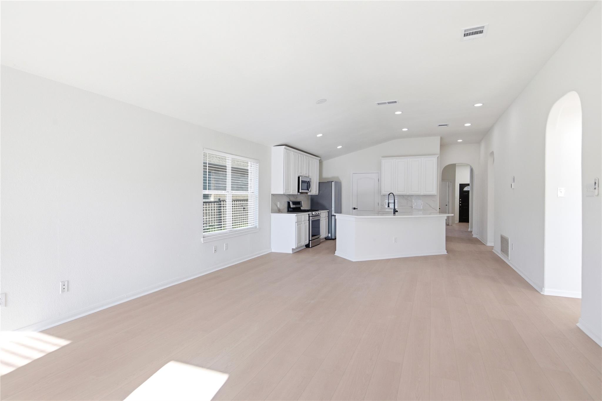 744 Bent Wood Pl Property Photo 14