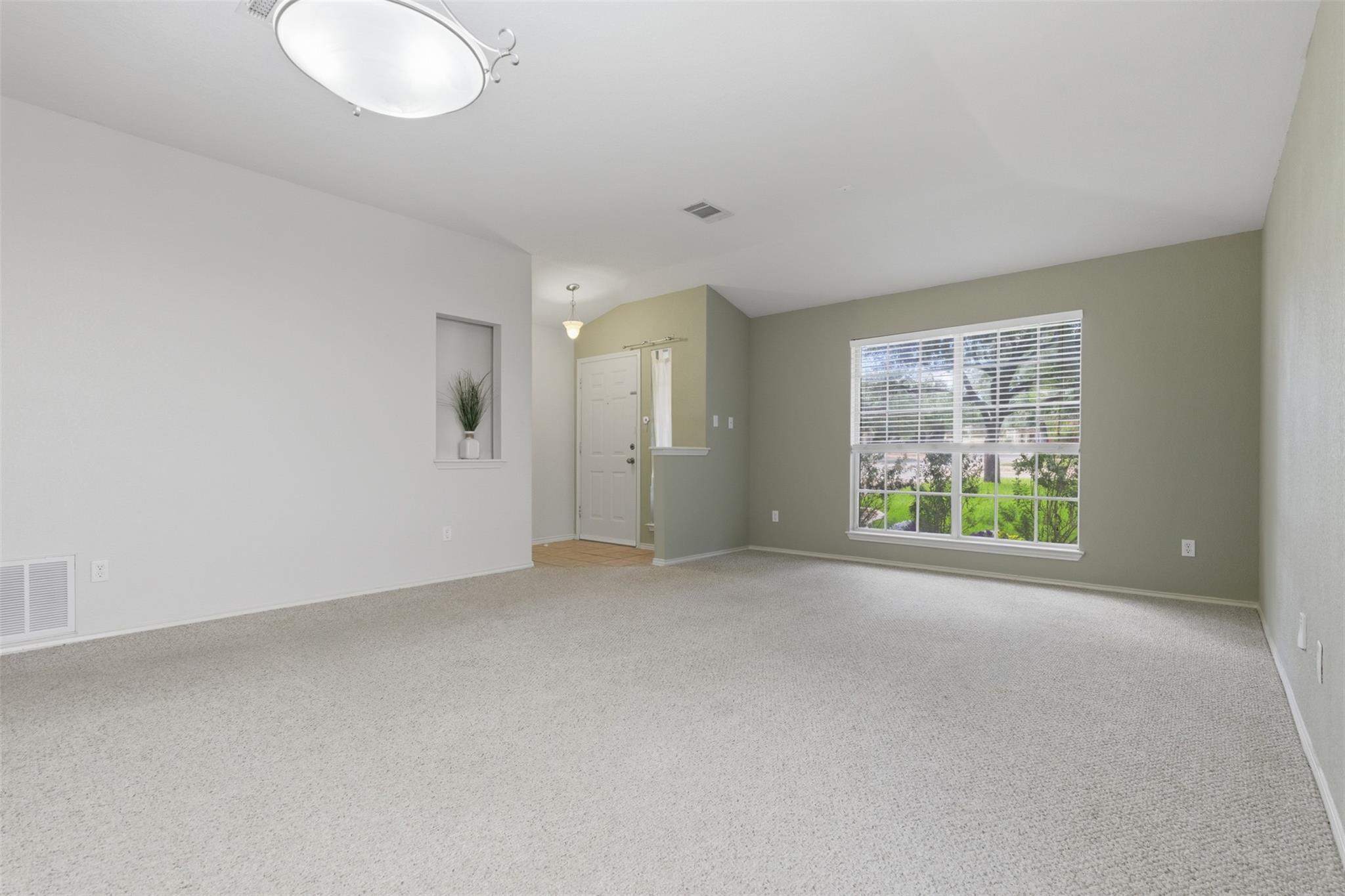 3931 Upper Passage Ln Property Photo 8