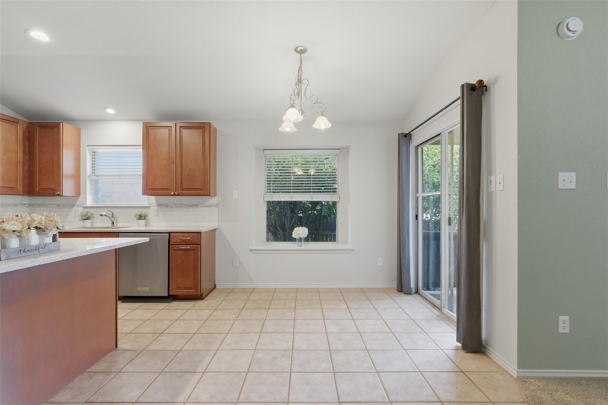 3931 Upper Passage Ln Property Photo 11