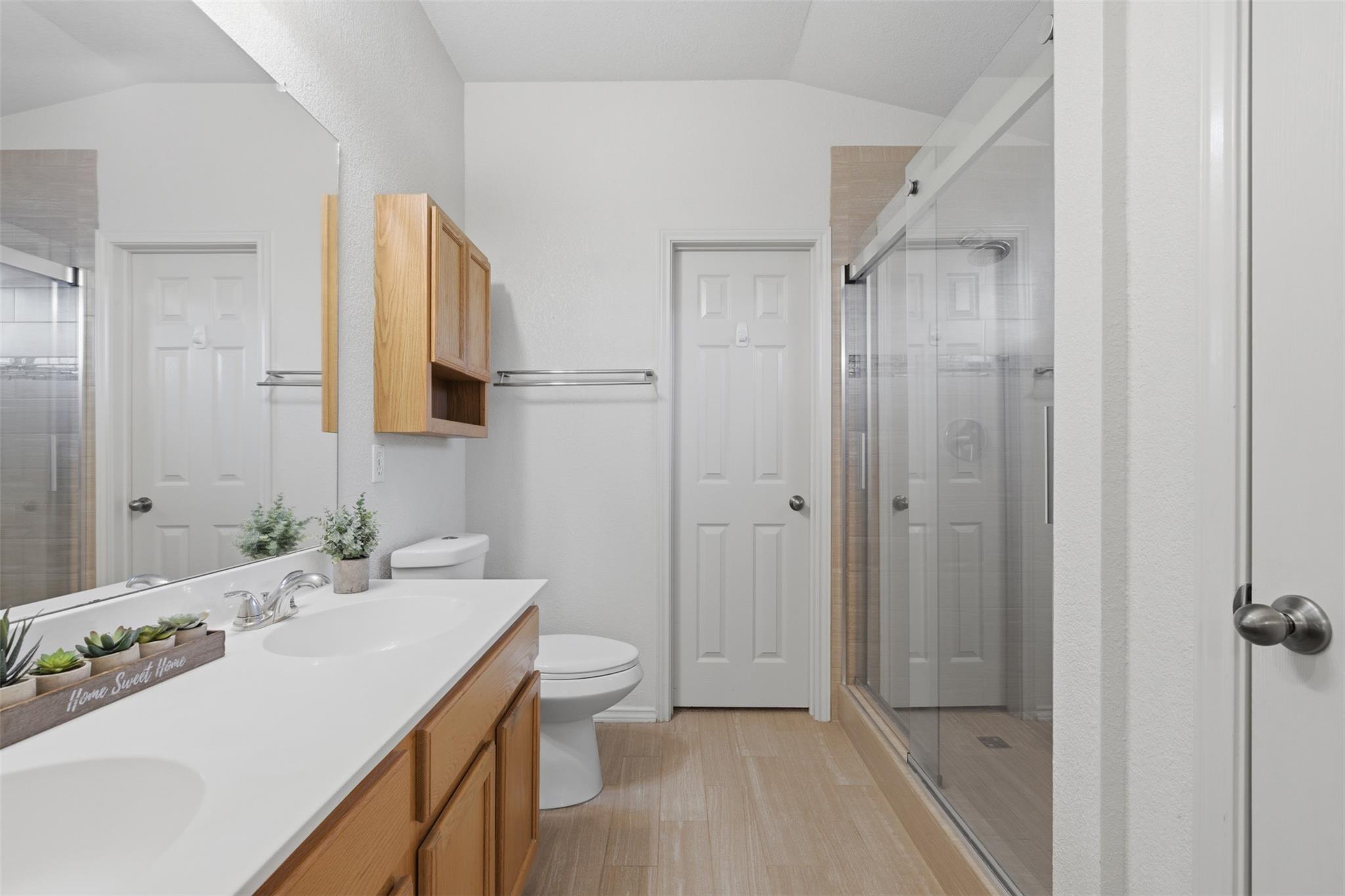 3931 Upper Passage Ln Property Photo 23