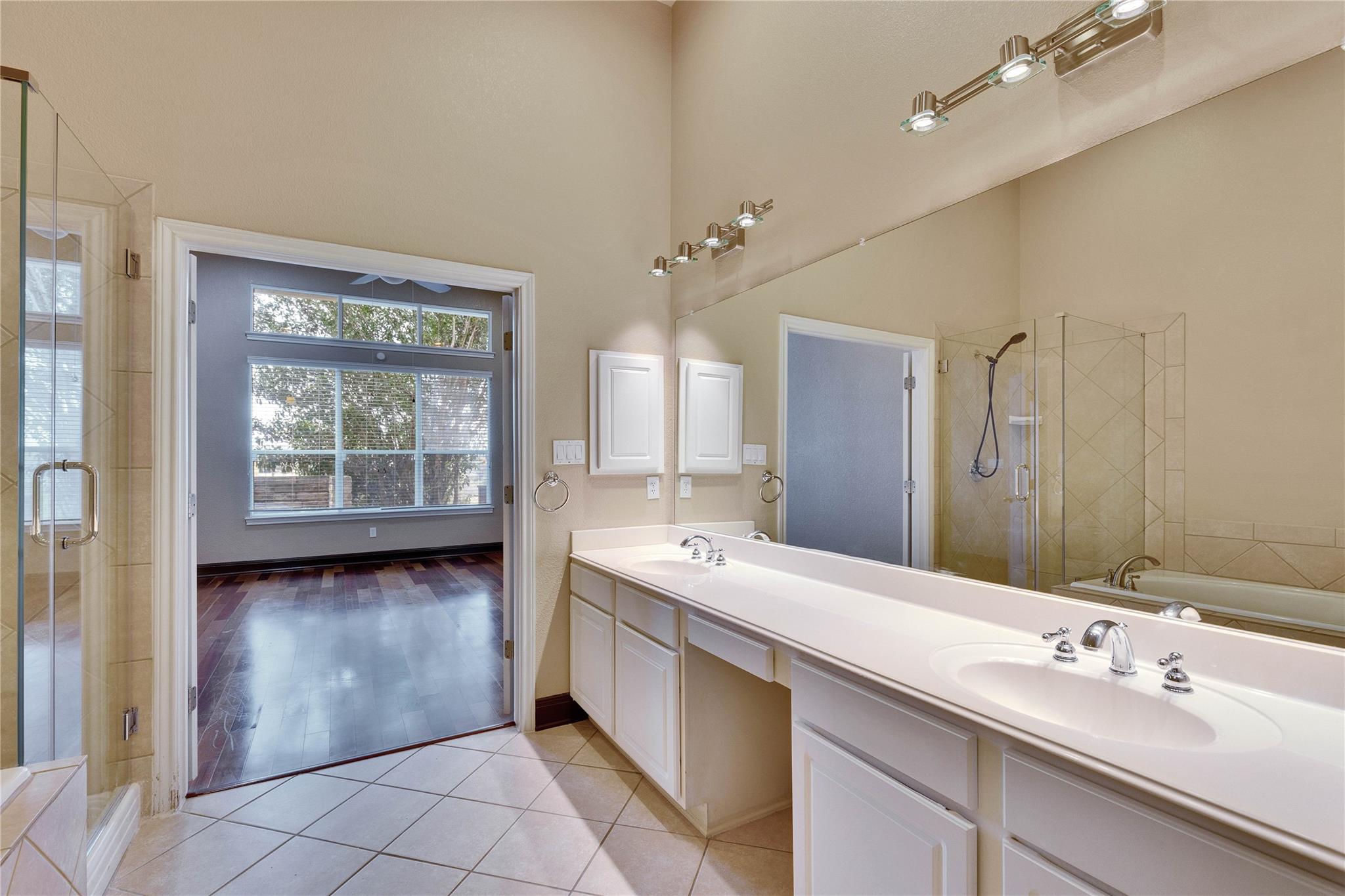 109 Aria Rdg 905 Property Photo 16