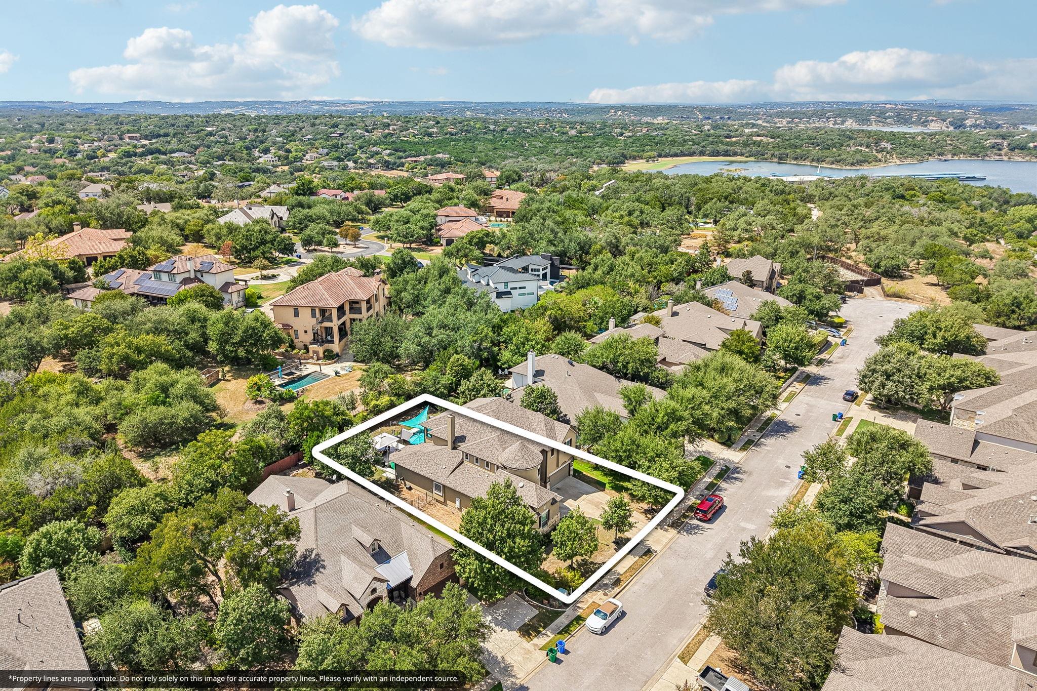 213 Lake Como Dr Property Photo 10
