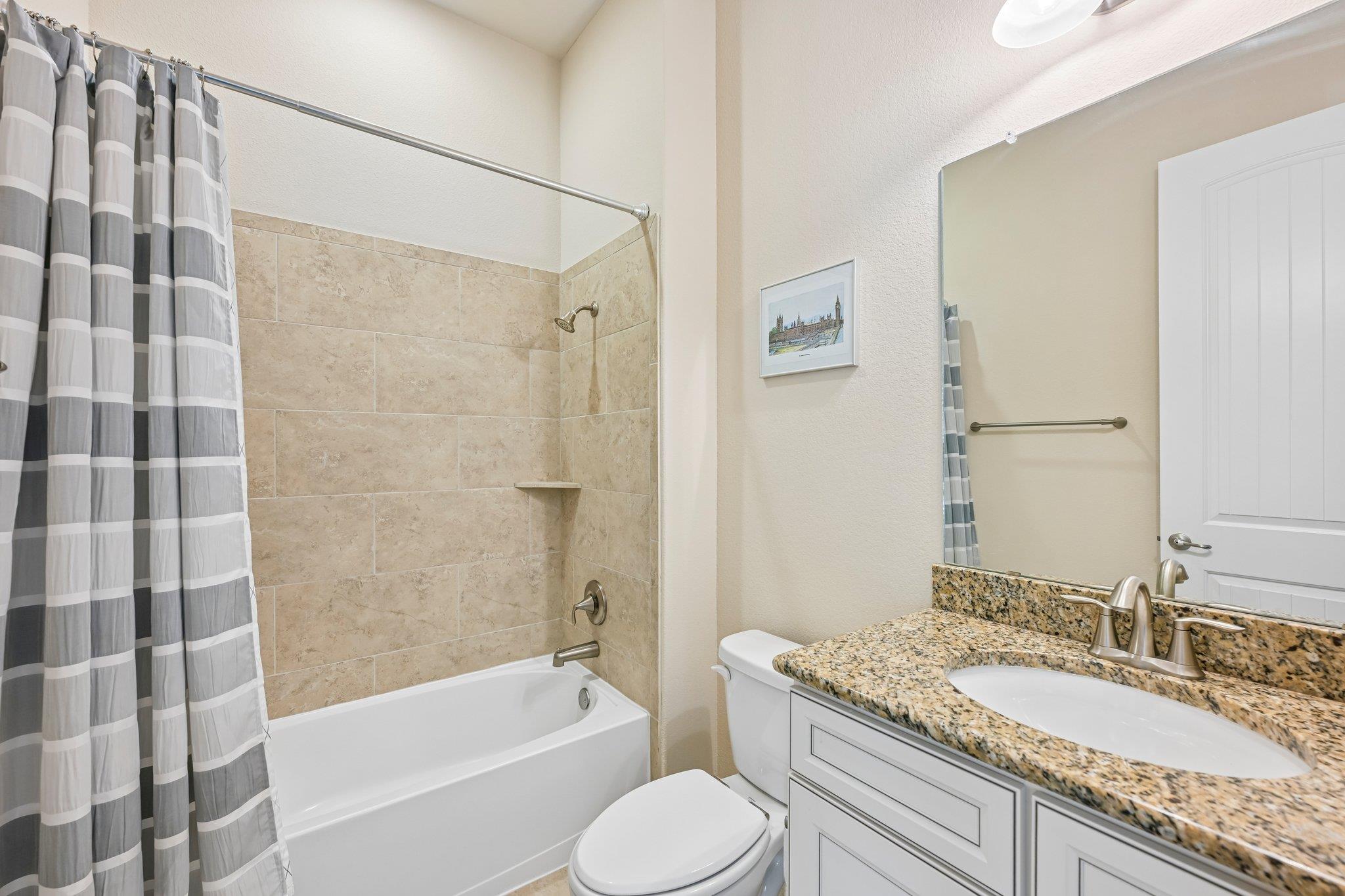 213 Lake Como Dr Property Photo 20