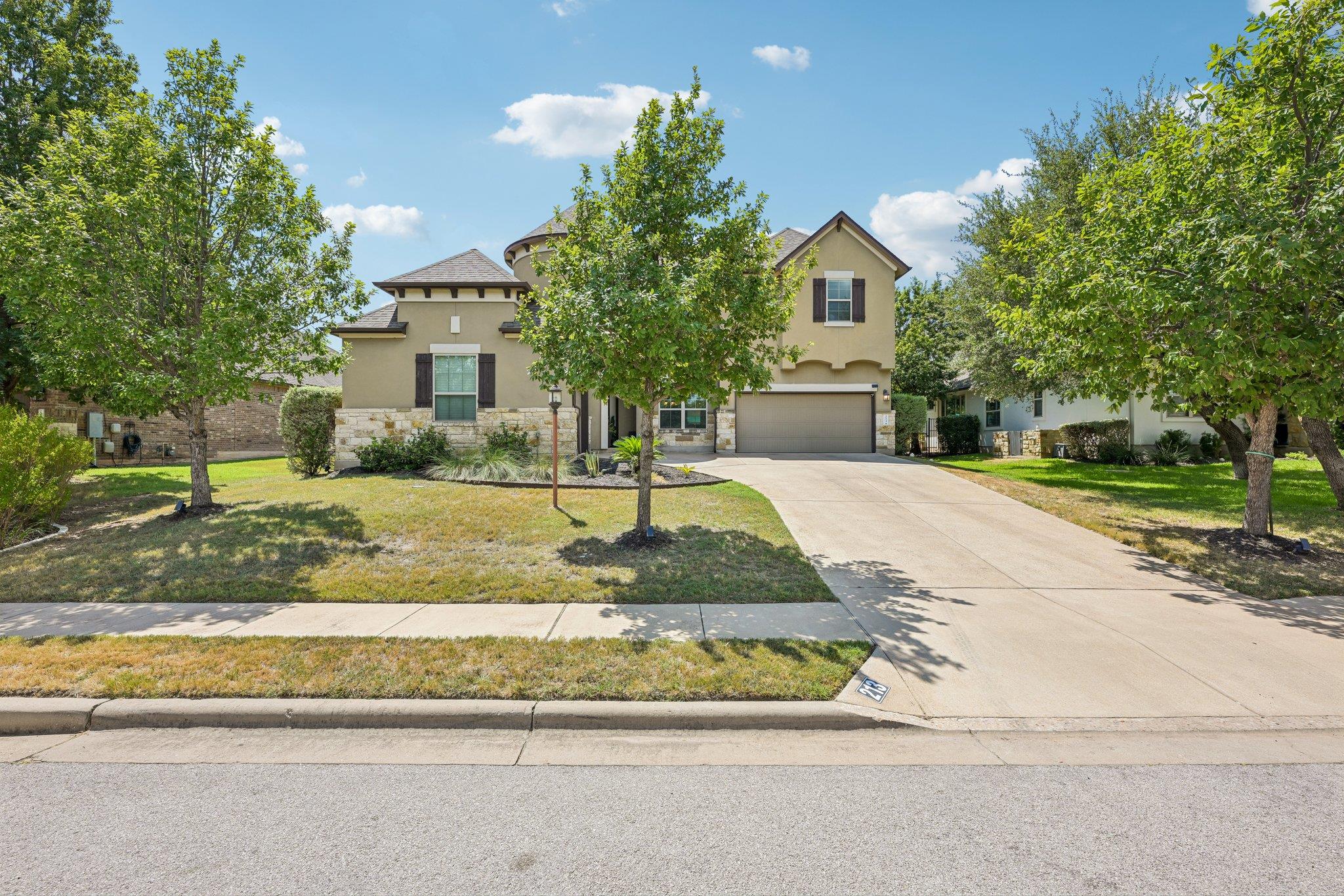 213 Lake Como Dr Property Photo 29