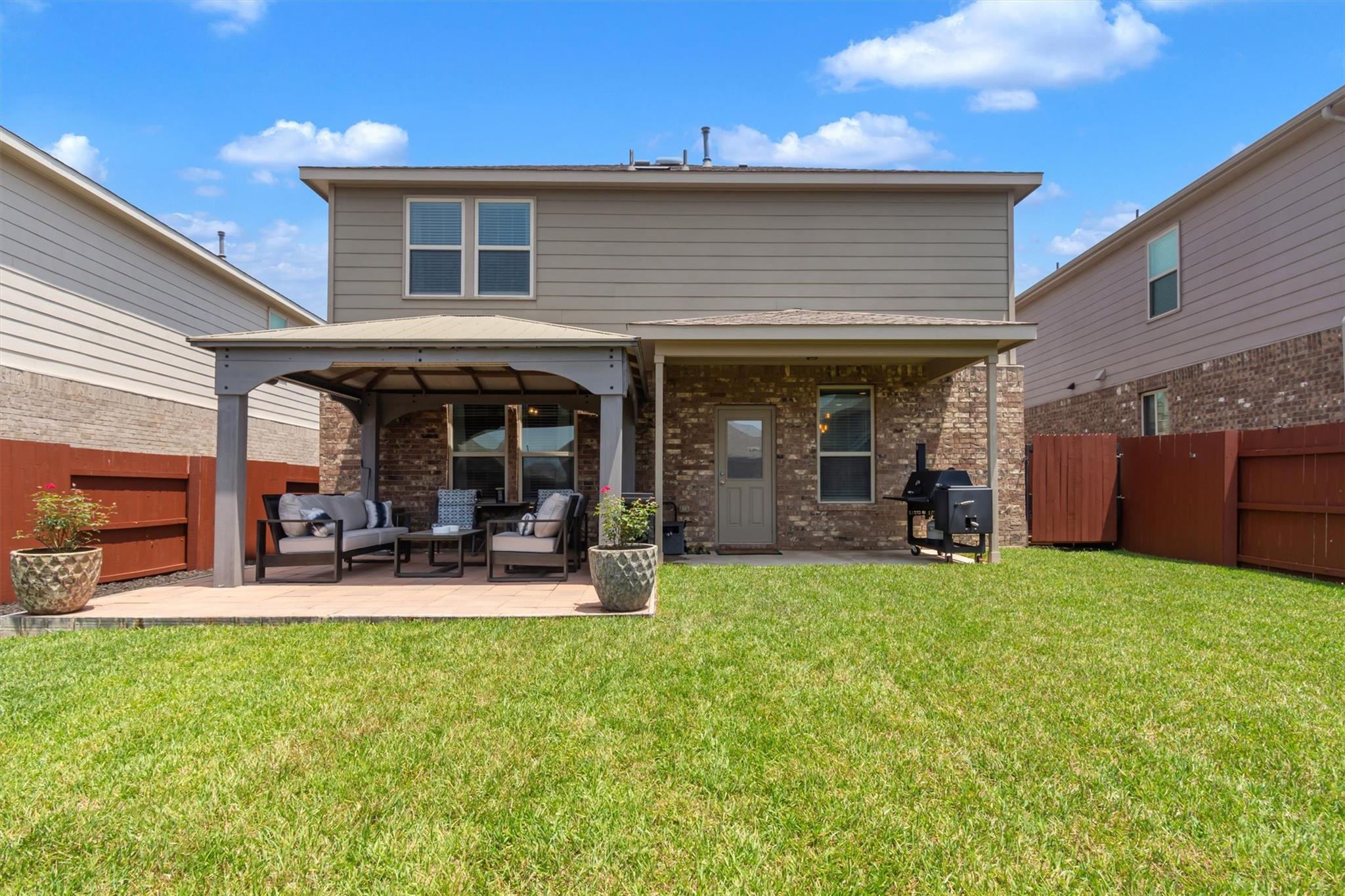 11701 Jackson Falls Way Property Photo 6