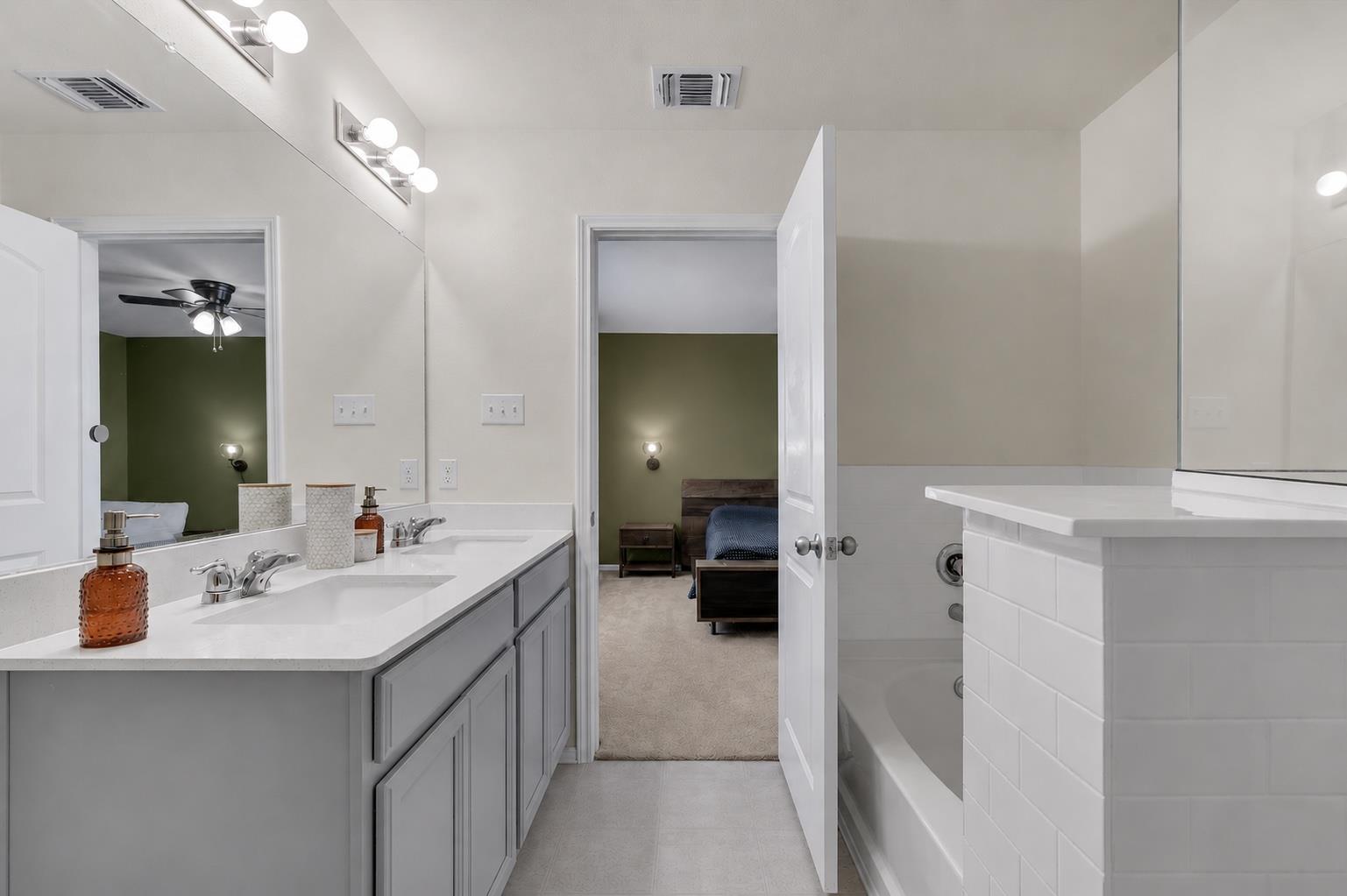 11701 Jackson Falls Way Property Photo 17
