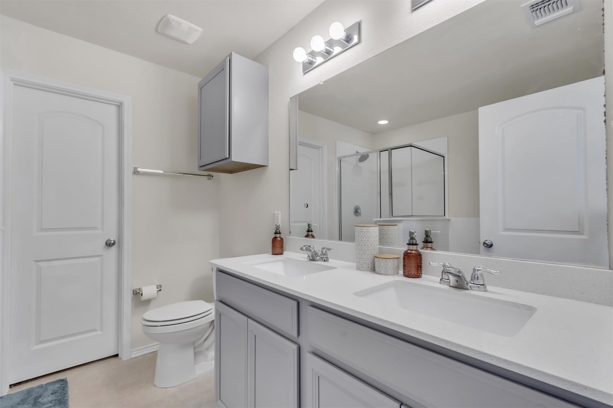 11701 Jackson Falls Way Property Photo 18