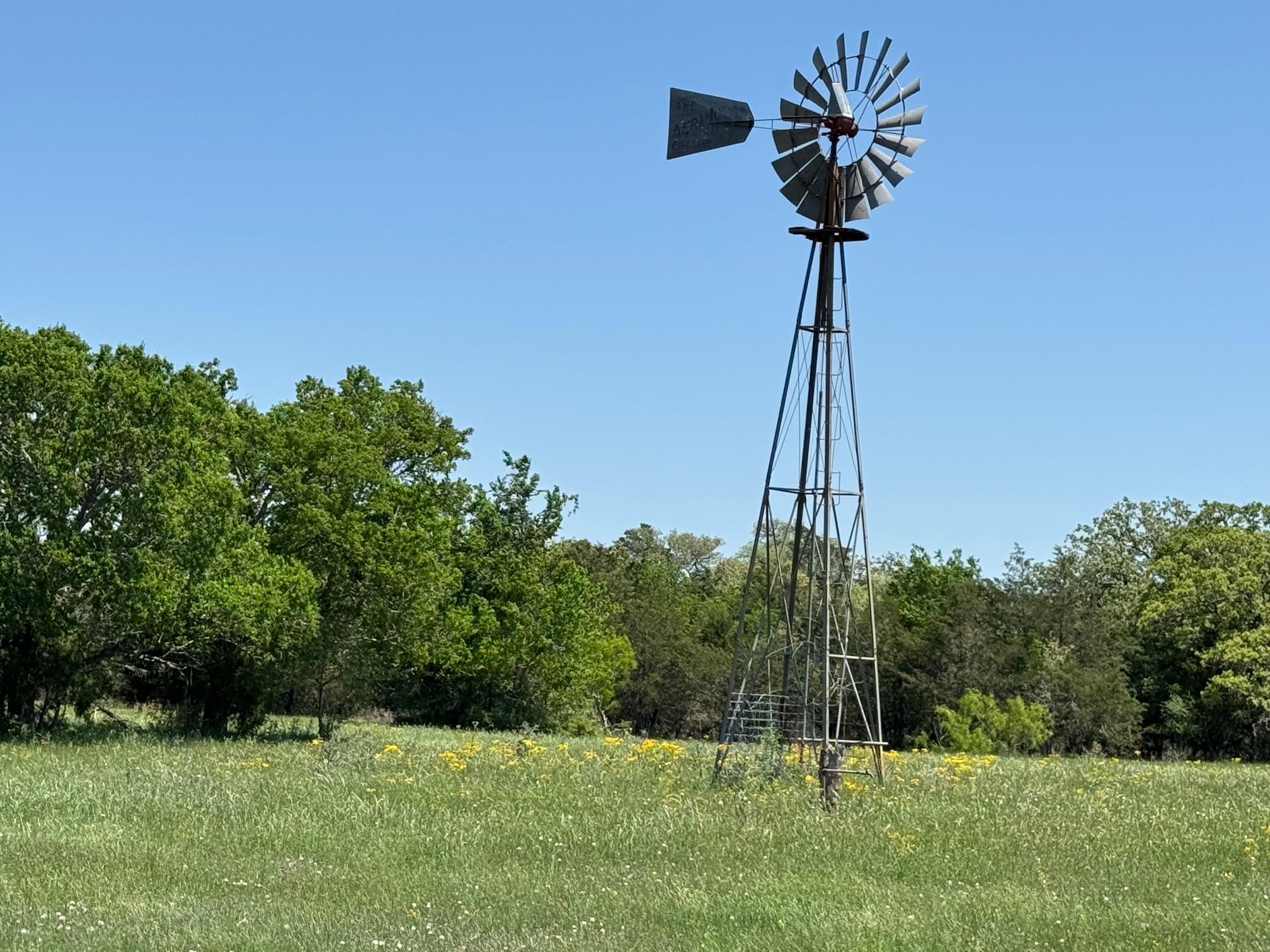 3817 Fm 154 Rd Property Photo 2