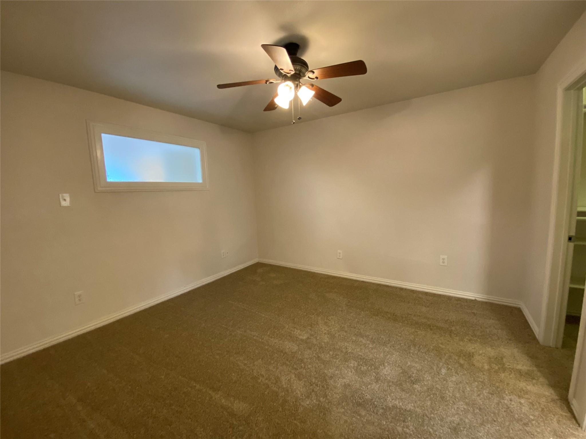 1516 Lisa Dr #b Property Photo 12
